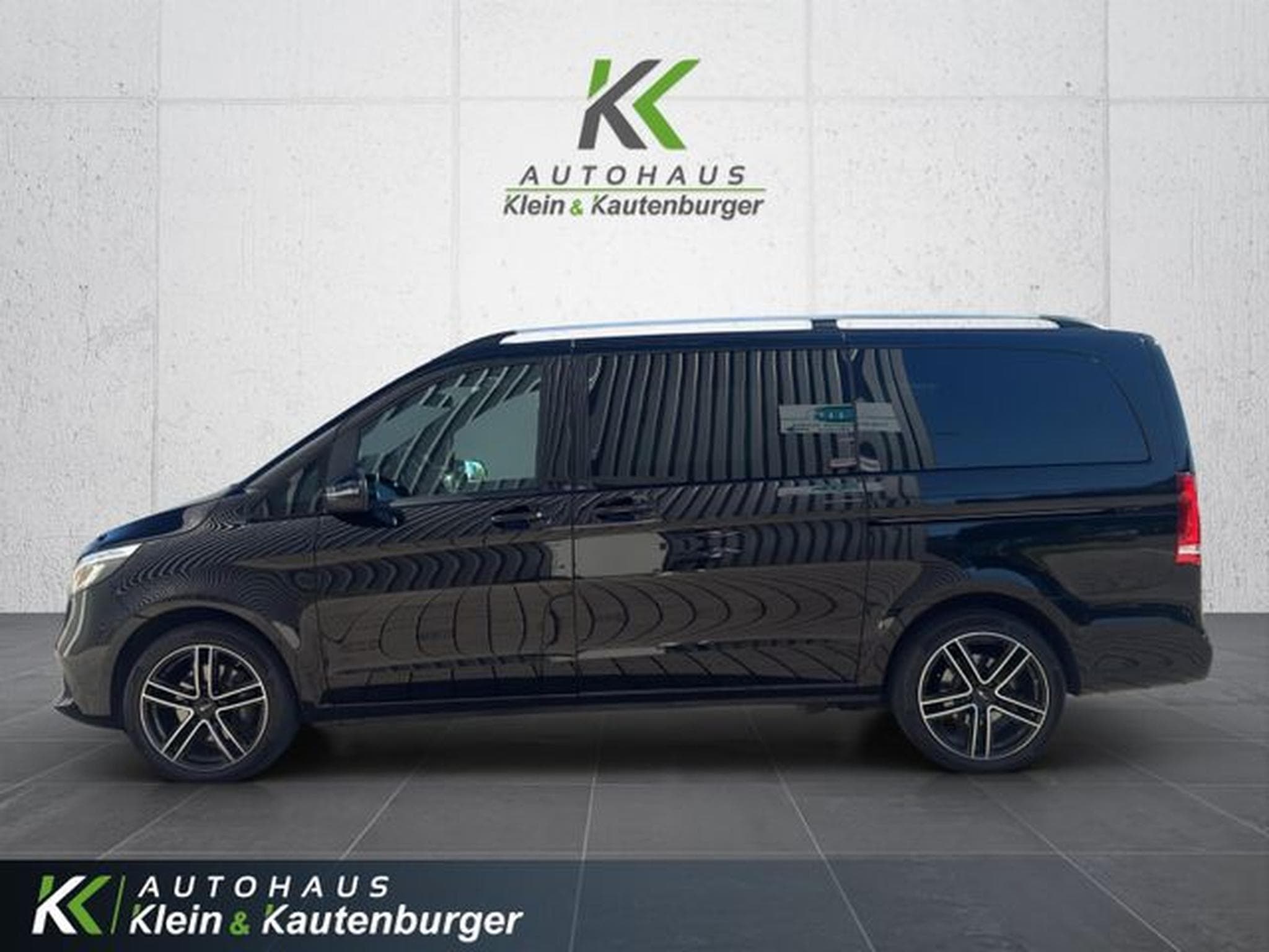 Mercedes V V 250d 4M+LANG+STANDH+KAMERA+AHK+MBUX 7SITZE+TOP (2022) - Foto 8