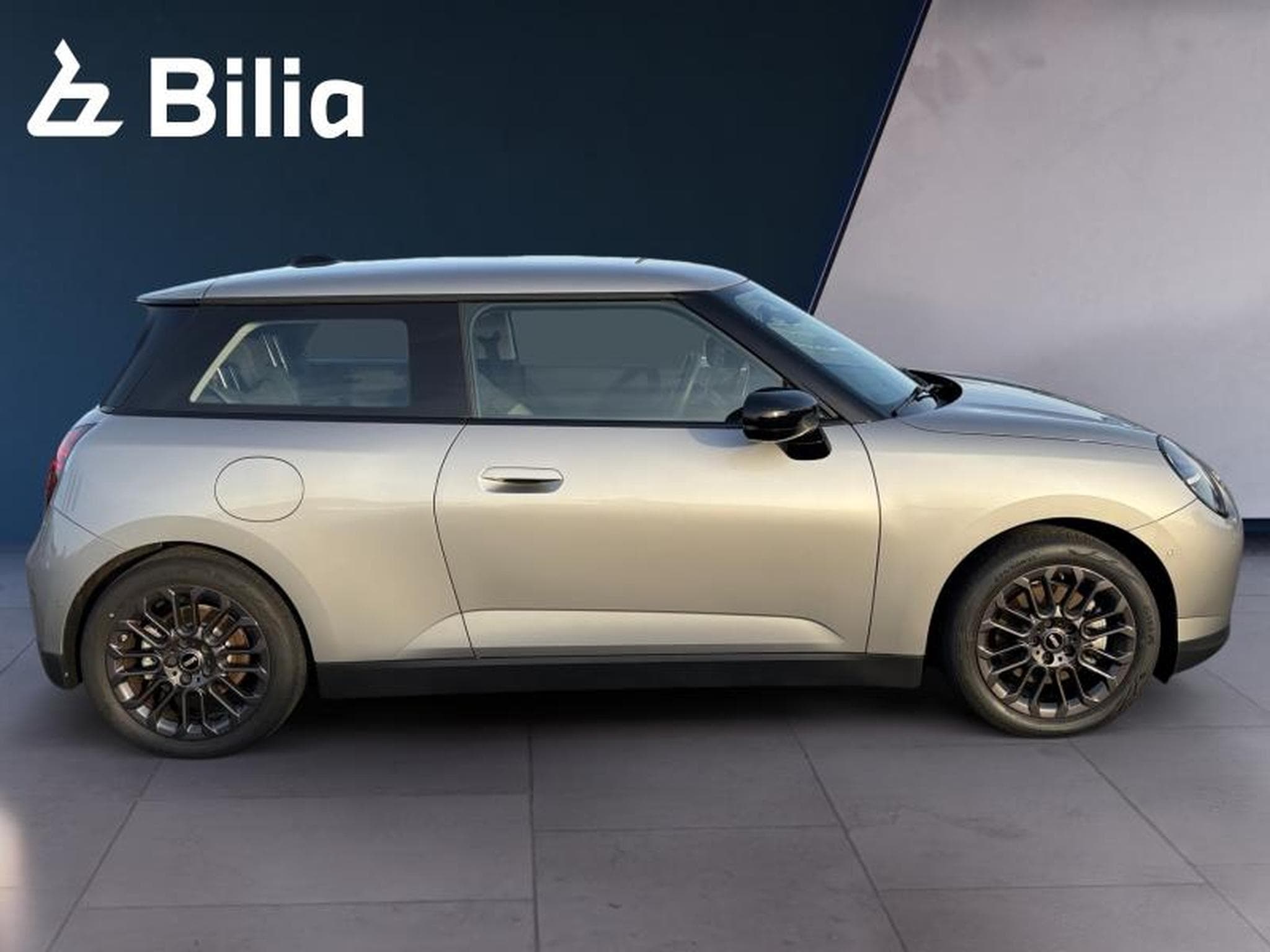 MINI Cooper Cooper E (2024) - Photo 3