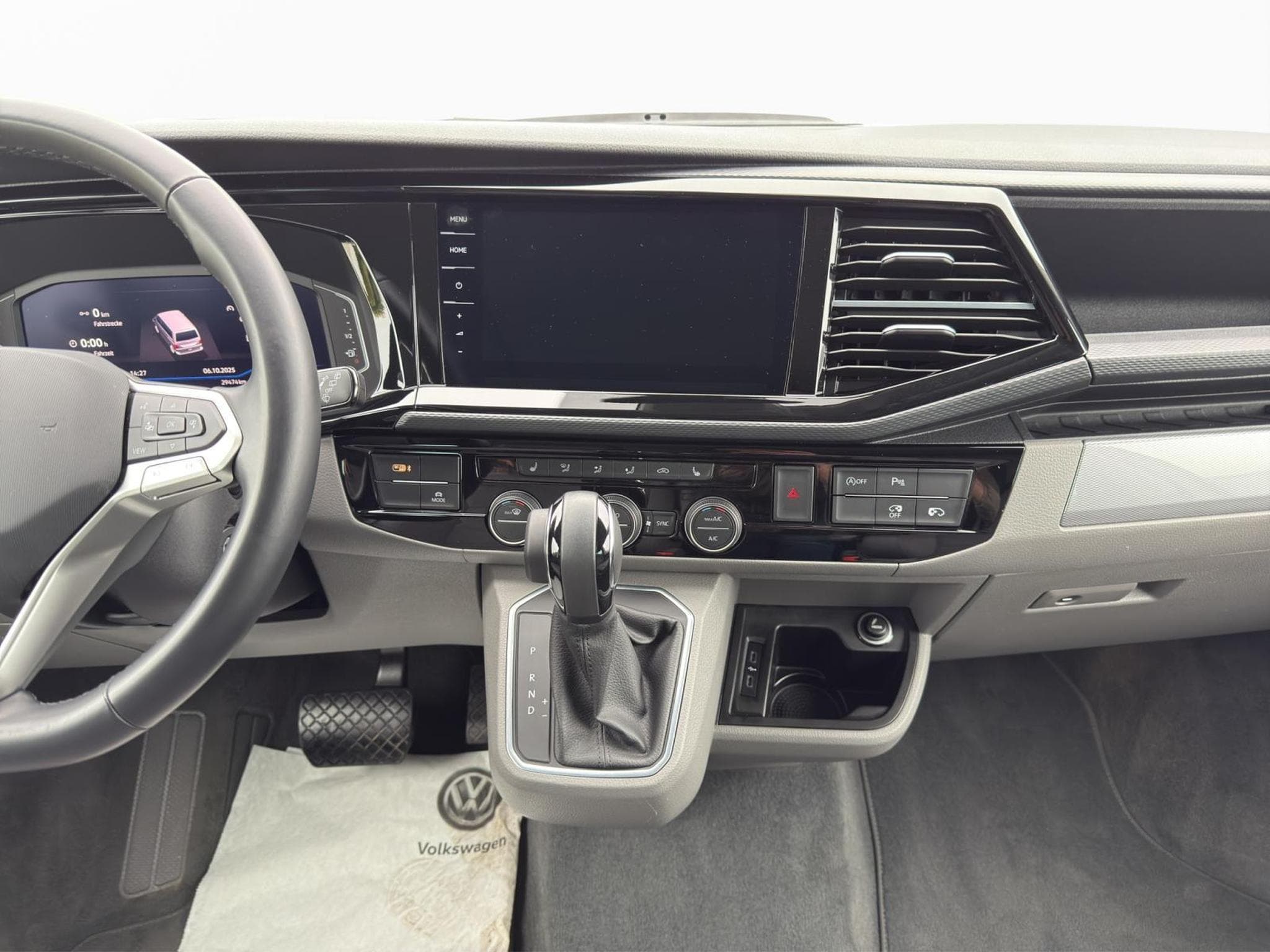 VW T6.1 Ocean Edition (2023) - Photo 11