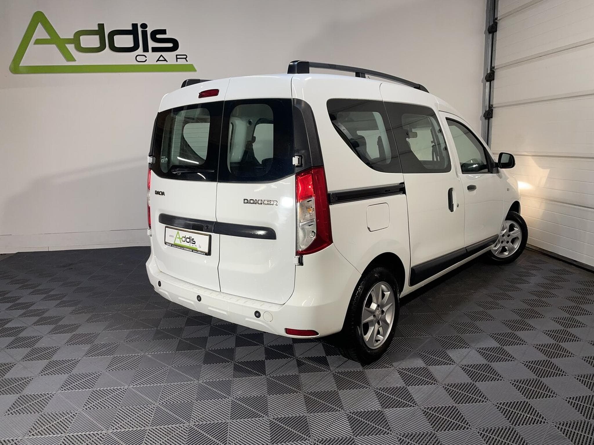 Dacia Dokker 1.5 DCI 90 LAUREATE BLUETOOTH (2017) - Photo 2