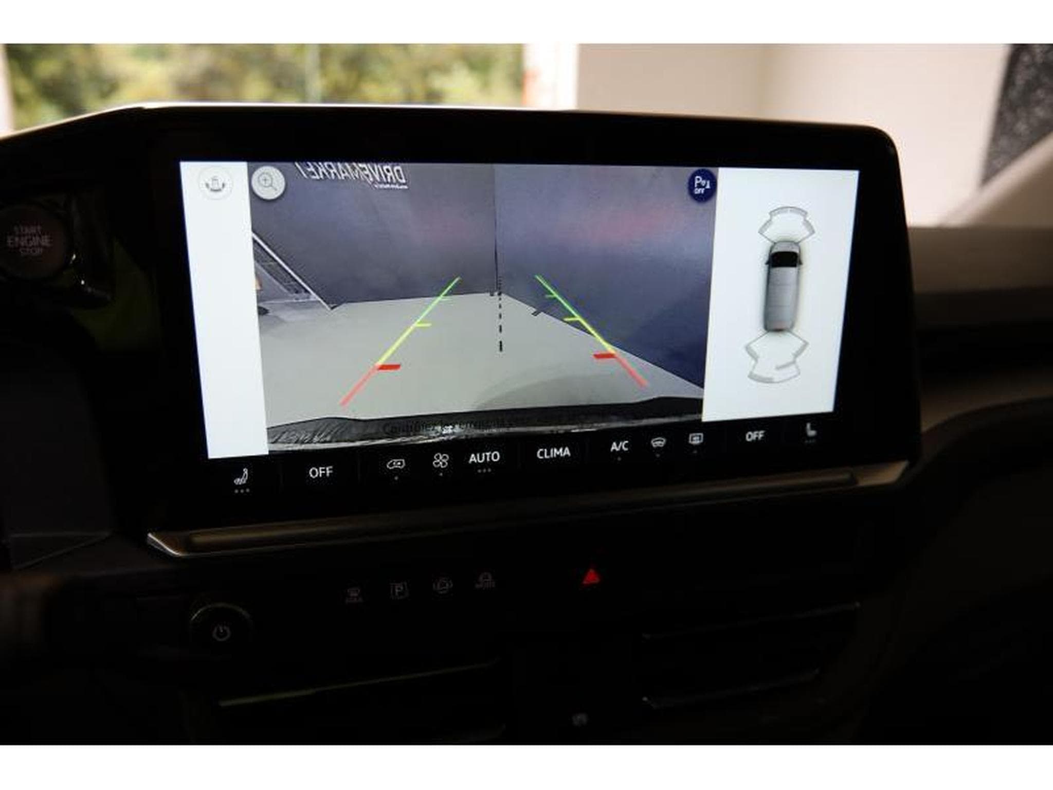 VW T7 Life AHK PanAmerica (2025) - Foto 5