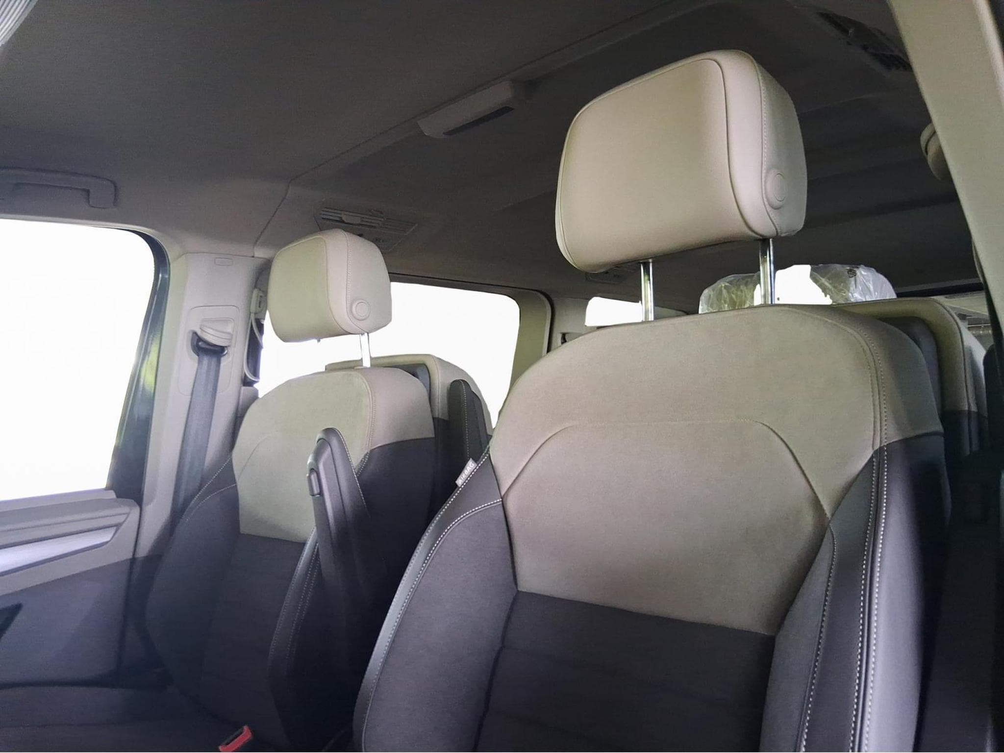 VW T7 Life (2025) - Photo 7