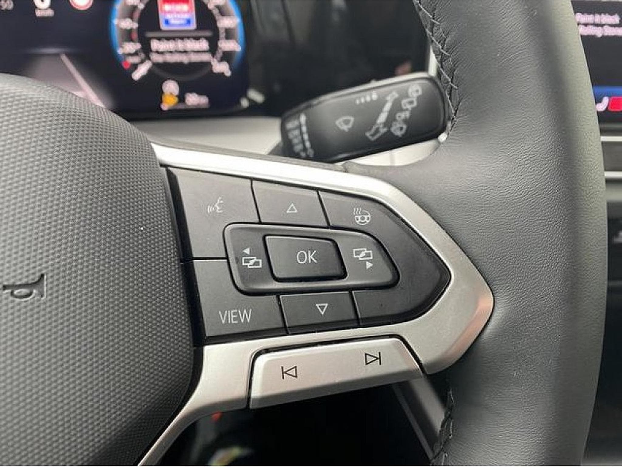 VW Golf (2025) - Photo 12