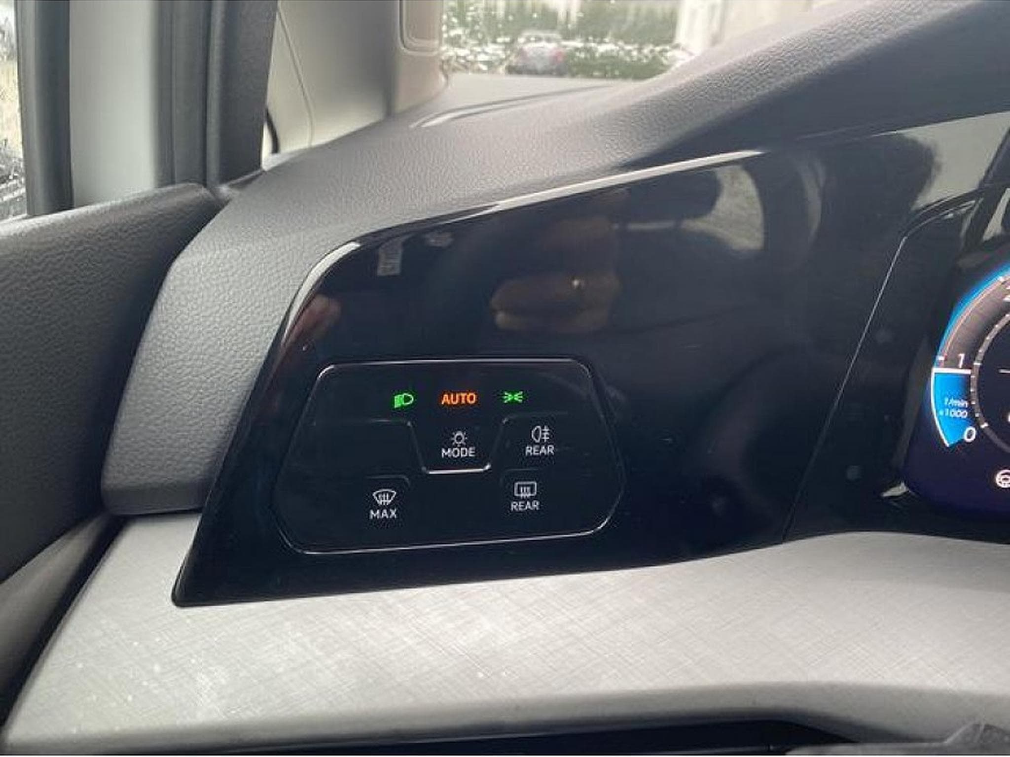 VW Golf (2025) - Photo 13