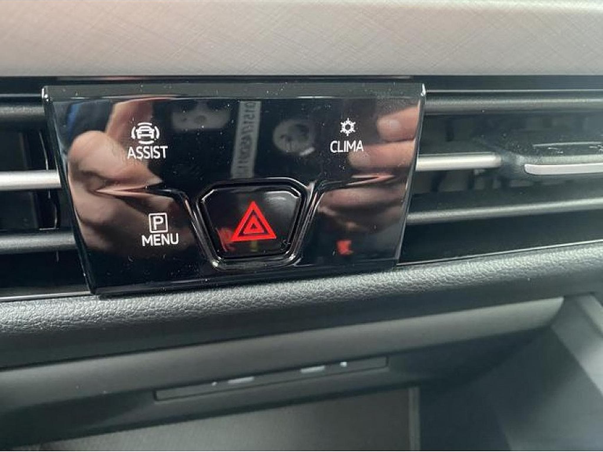 VW Golf (2025) - Photo 20