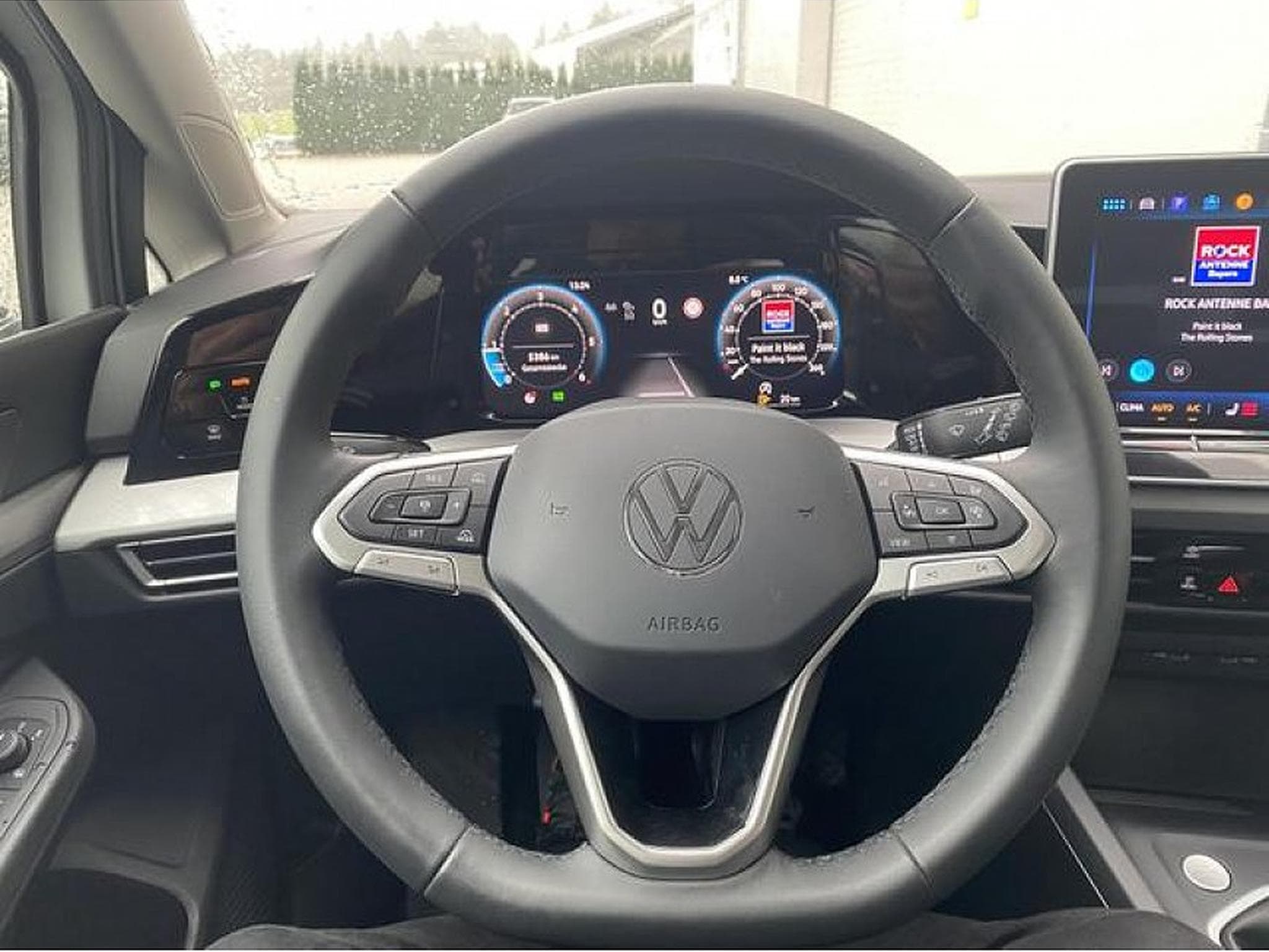 VW Golf (2025) - Photo 9