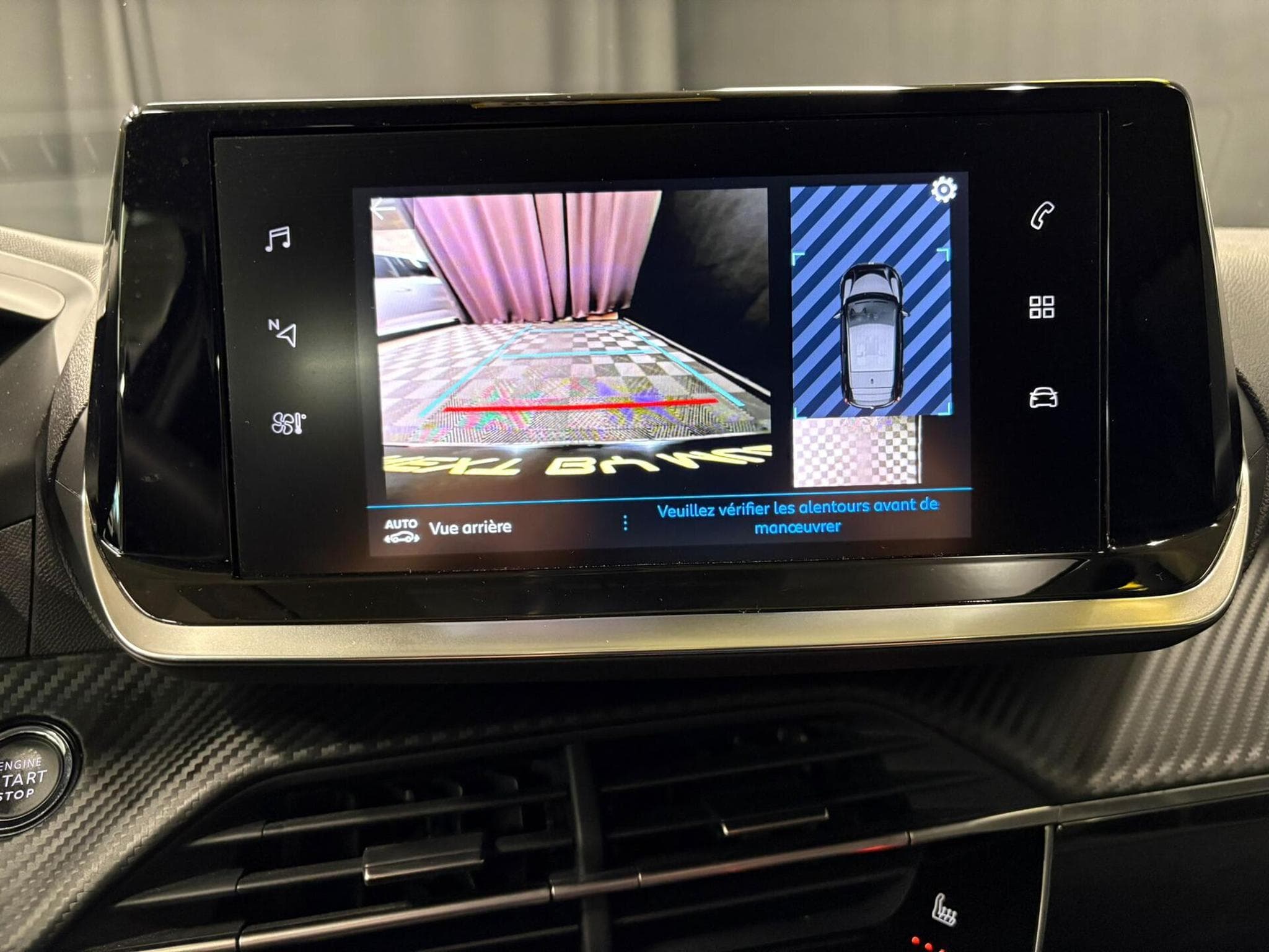 Peugeot 208 1.2 Allure 100cv Camera / Régulateur / Sièges chauffants (2023) - Photo 14