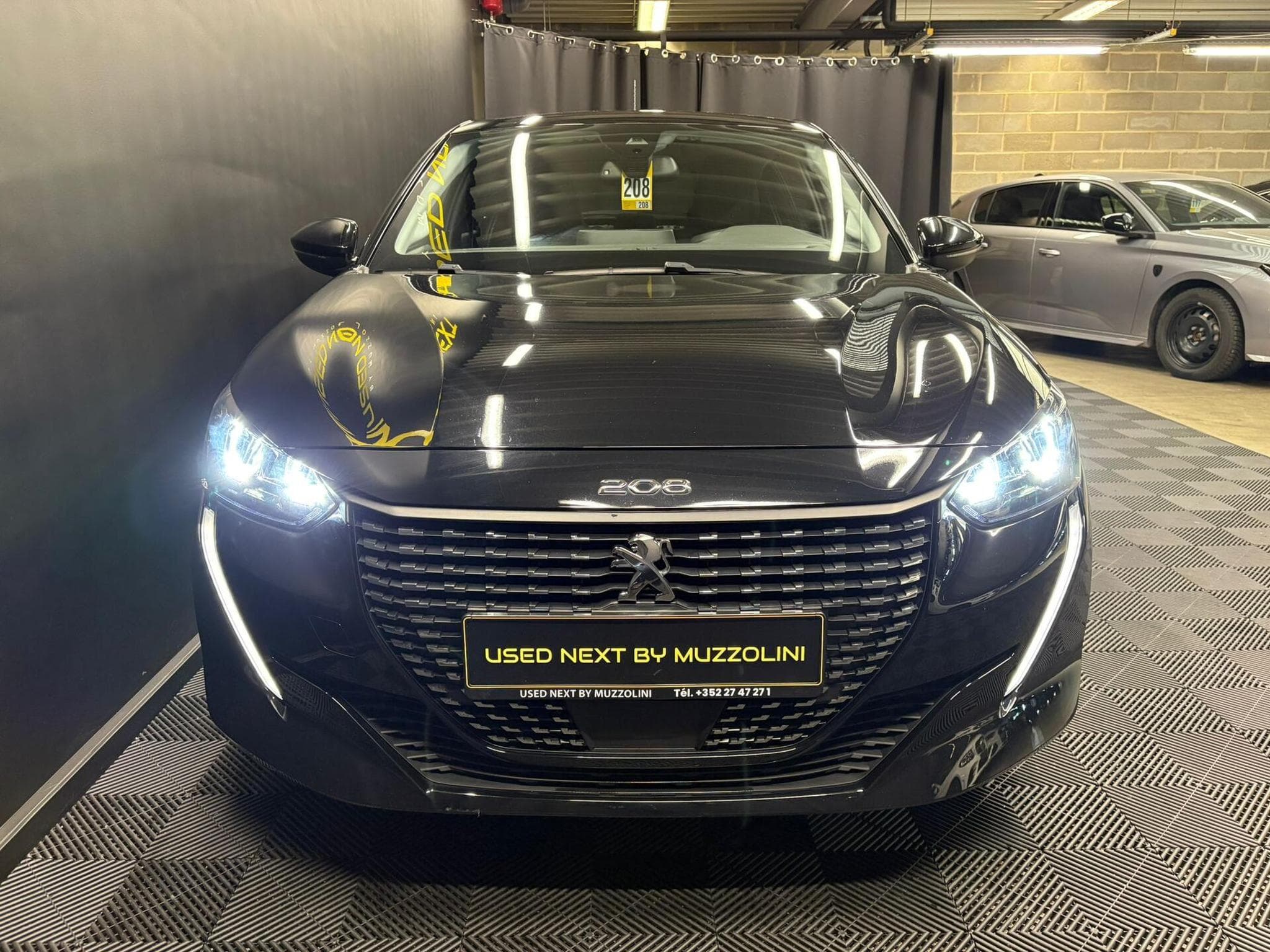 Peugeot 208 1.2 Allure 100cv Camera / Régulateur / Sièges chauffants (2023) - Photo 4