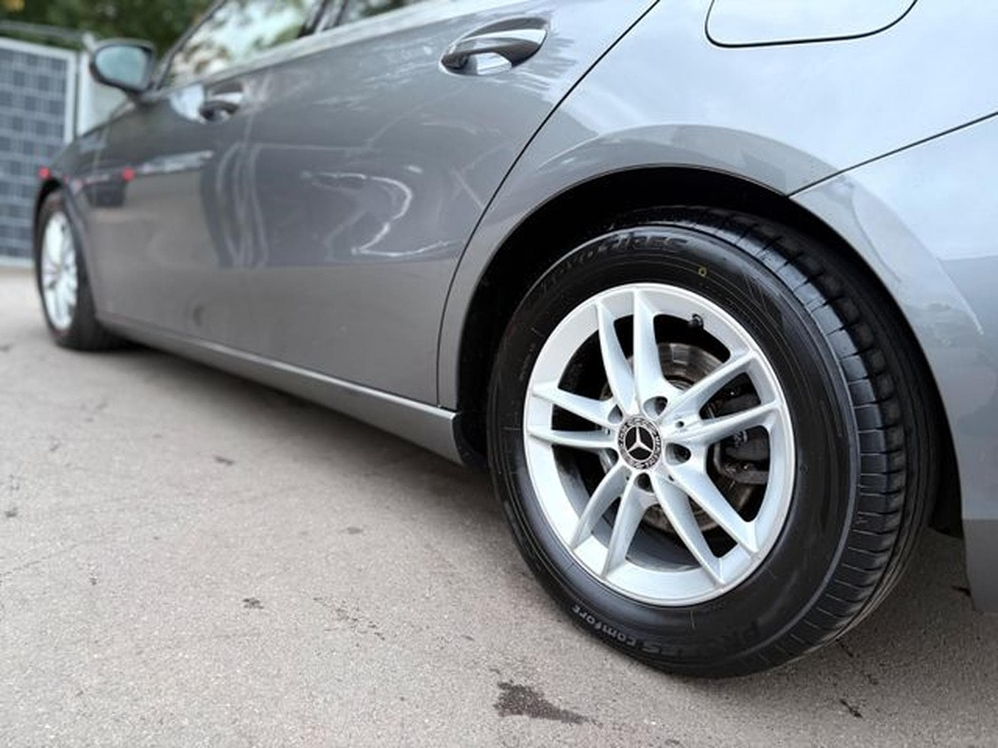 Mercedes A 180 A 180 D*AUT*MULTIBEAM*TEILLEDER*KAMERA*TOP (2019) - Photo 14