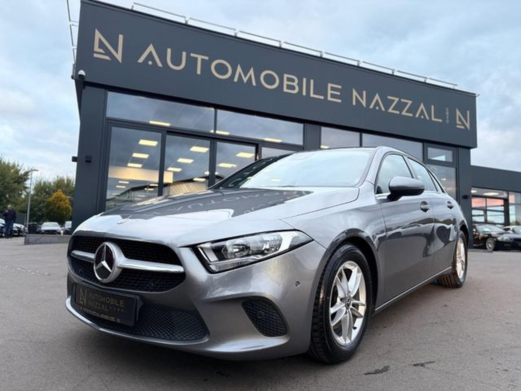 Mercedes A 180 A 180 D*AUT*MULTIBEAM*TEILLEDER*KAMERA*TOP (2019) - Photo 2