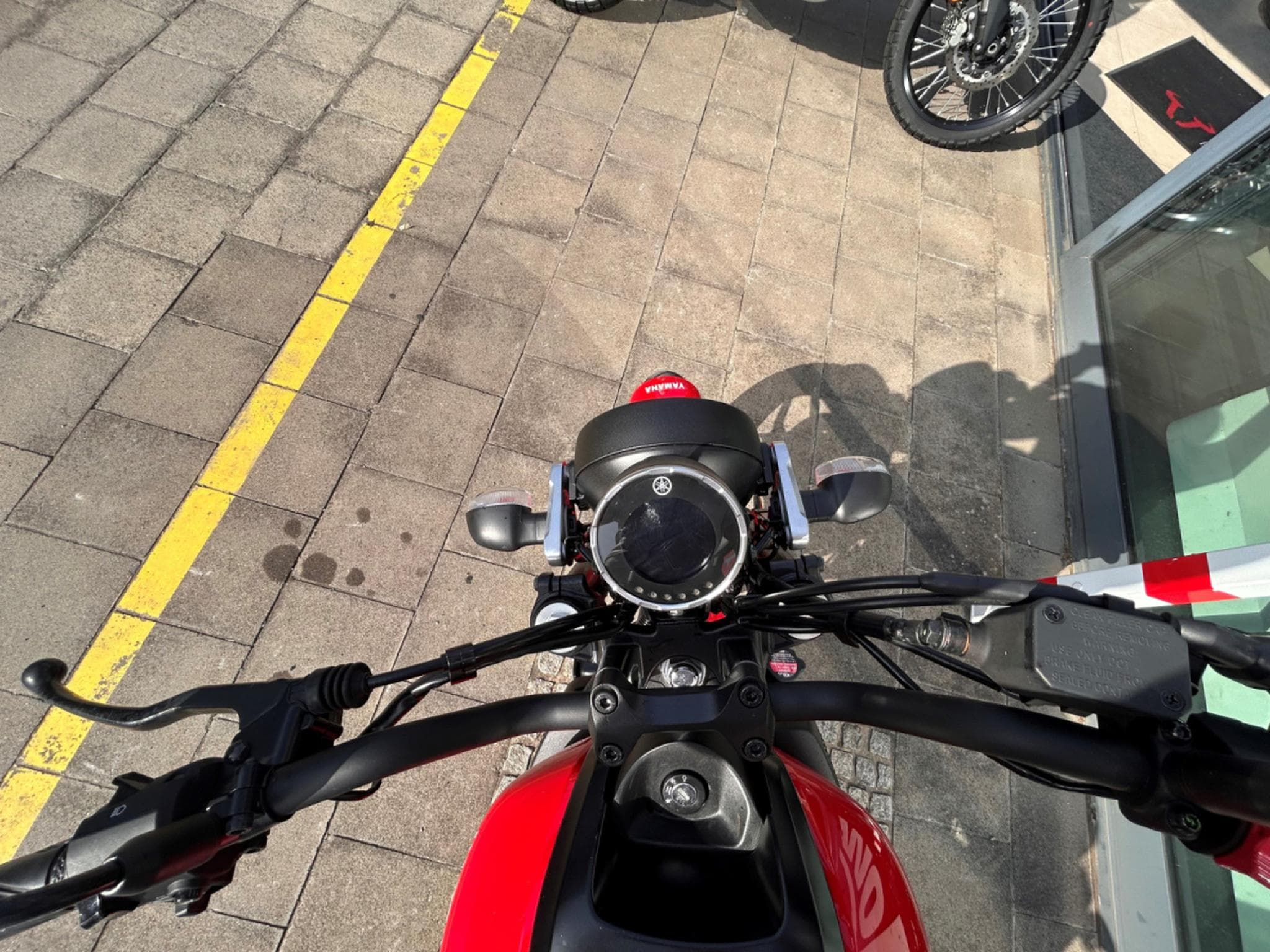 Yamaha XSR Redline (2022) - Foto 7