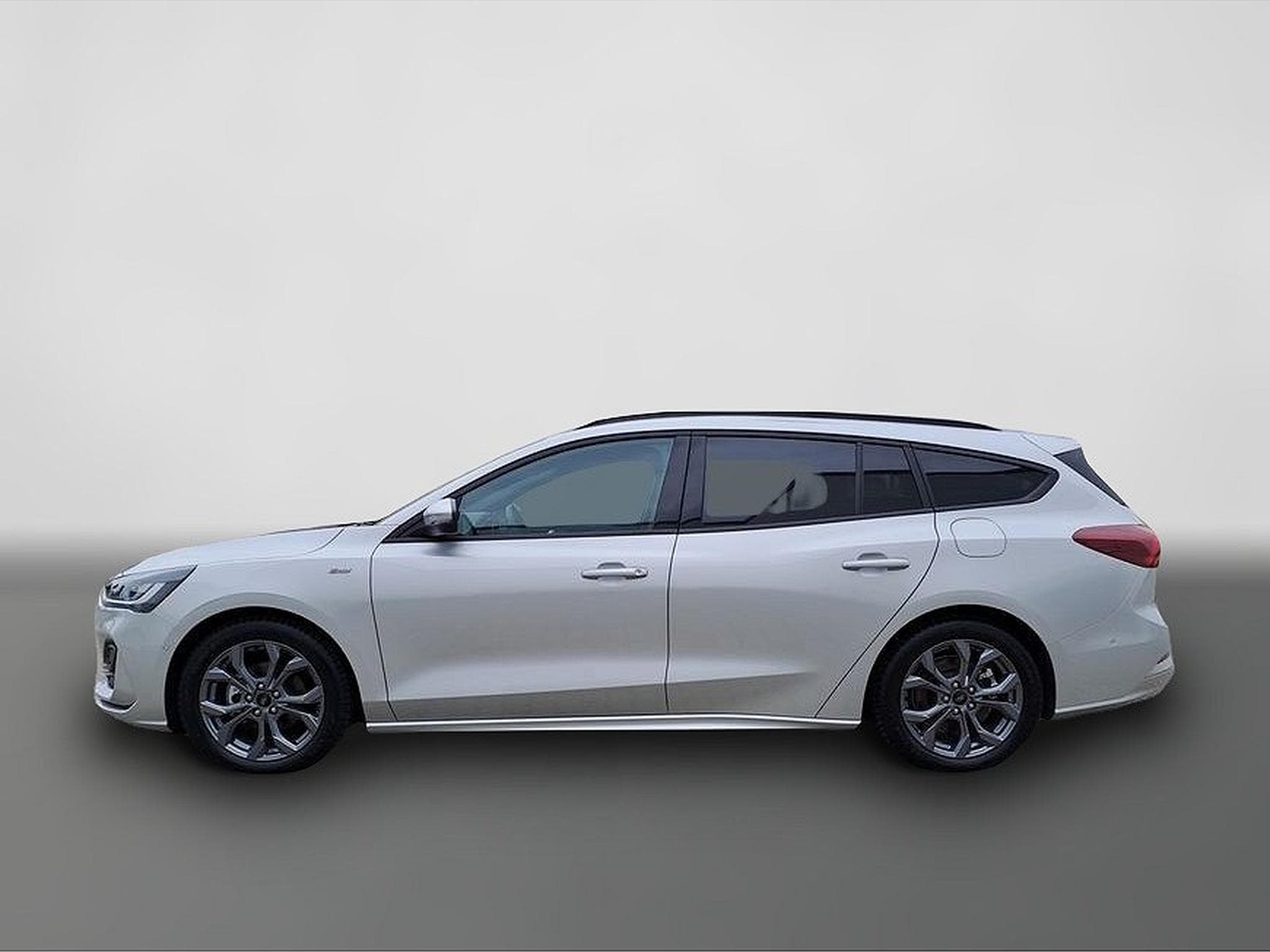 Ford Focus (2021) - Photo 2