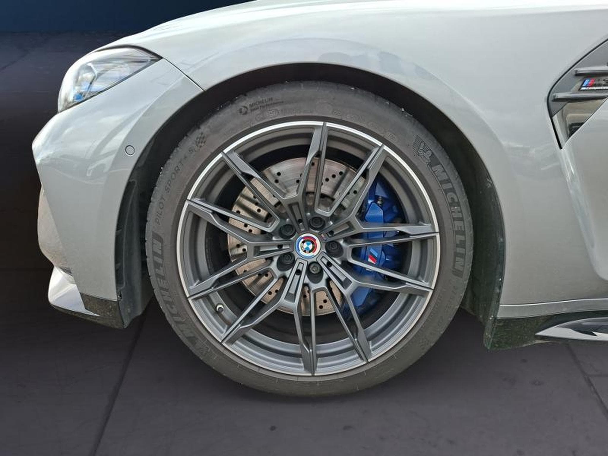 BMW M3 M3 Competition xDrive Touring (2024) - Photo 4