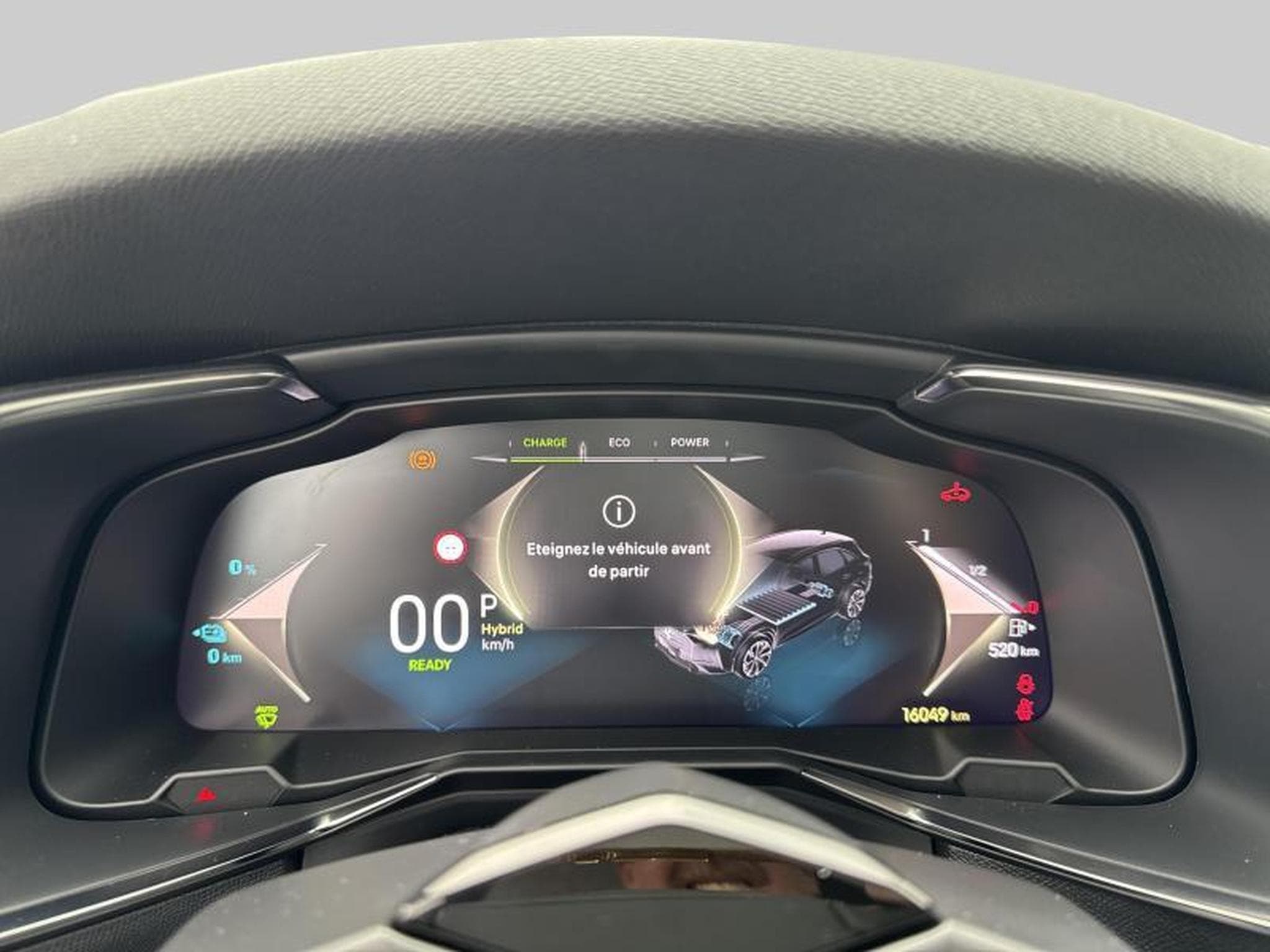 DS Automobiles DS7 E-Tense Opera 300 (2023) - Photo 15