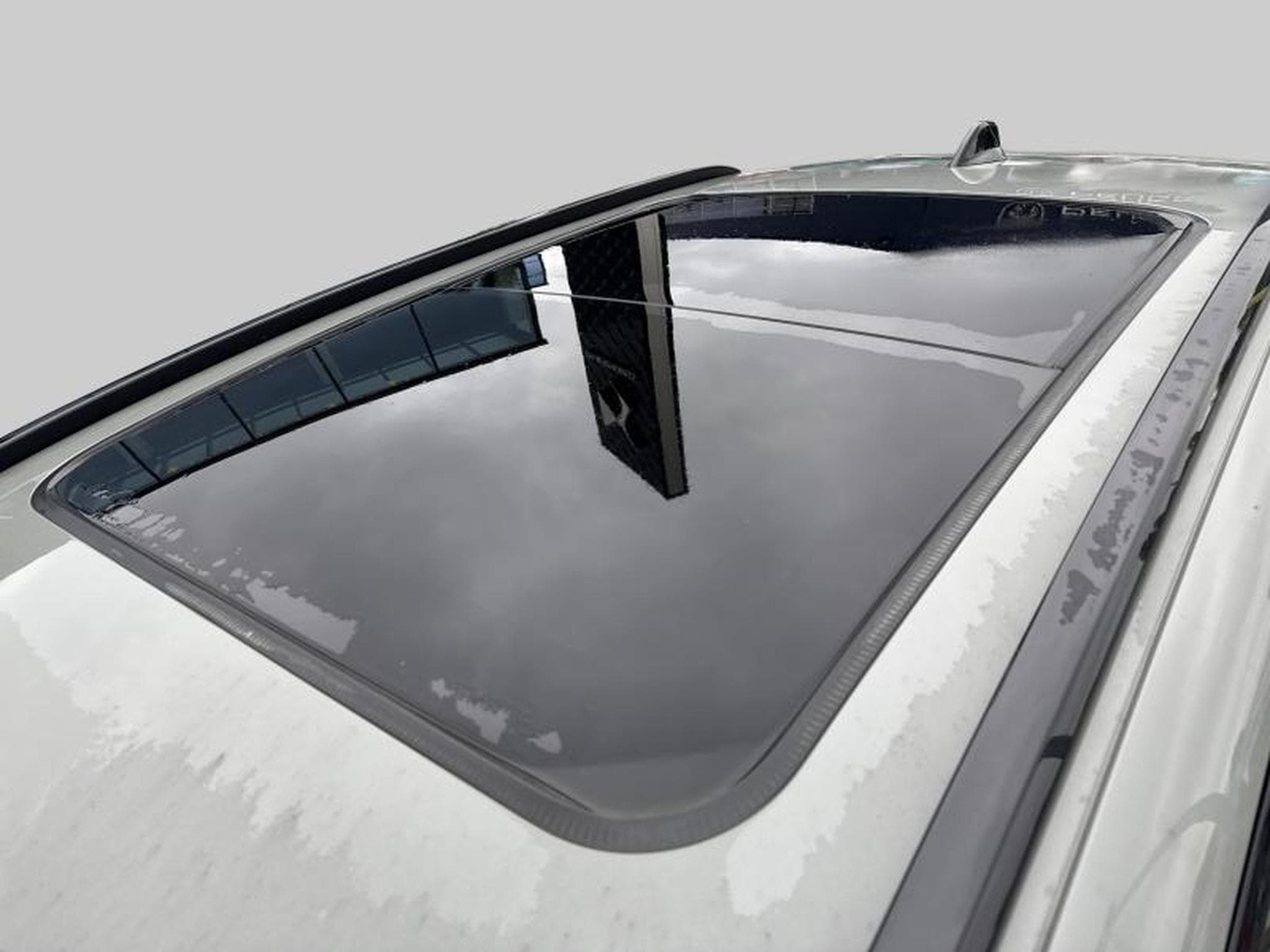 DS Automobiles DS7 E-Tense Opera 300 (2023) - Photo 21