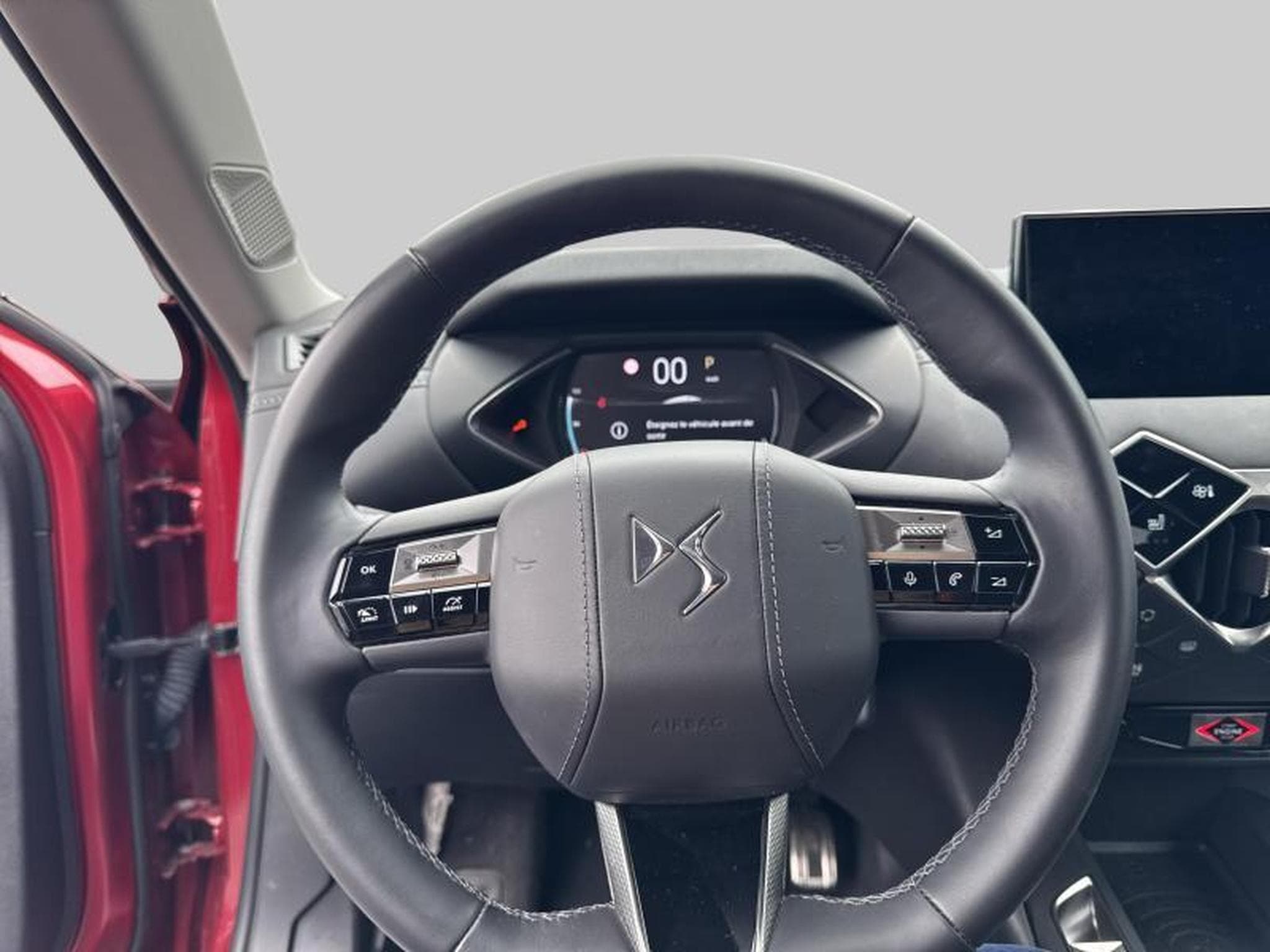 DS Automobiles DS3 E-TENSE OPERA (2024) - Foto 14