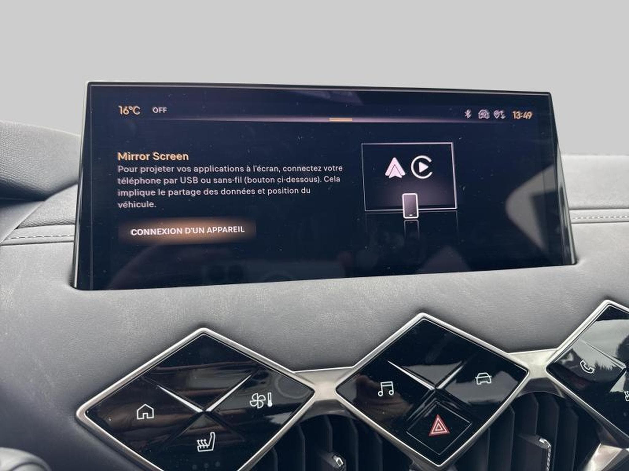 DS Automobiles DS3 E-TENSE OPERA (2024) - Foto 18