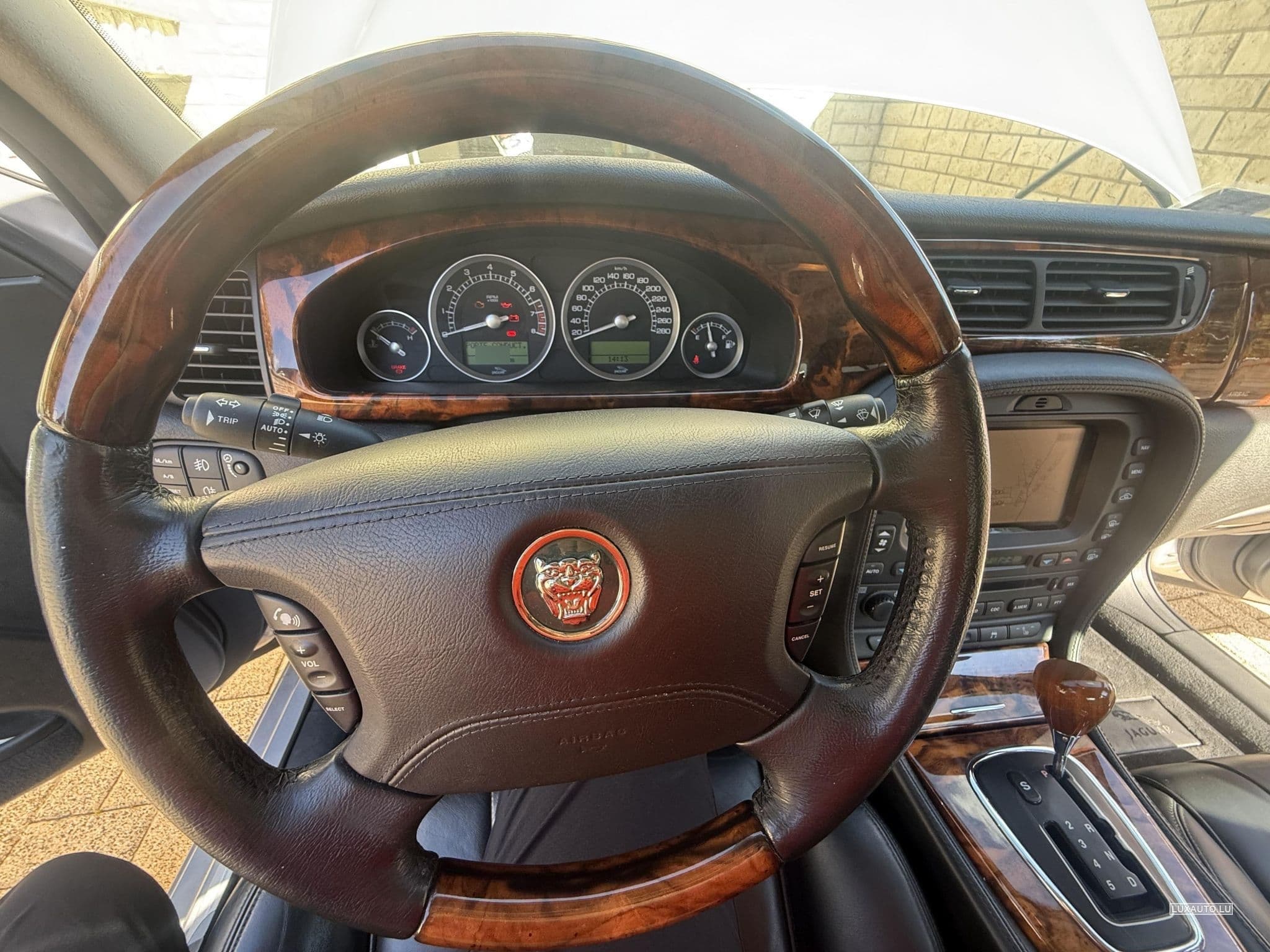 Jaguar S-Type EXECUTIVE (2005) - Photo 9