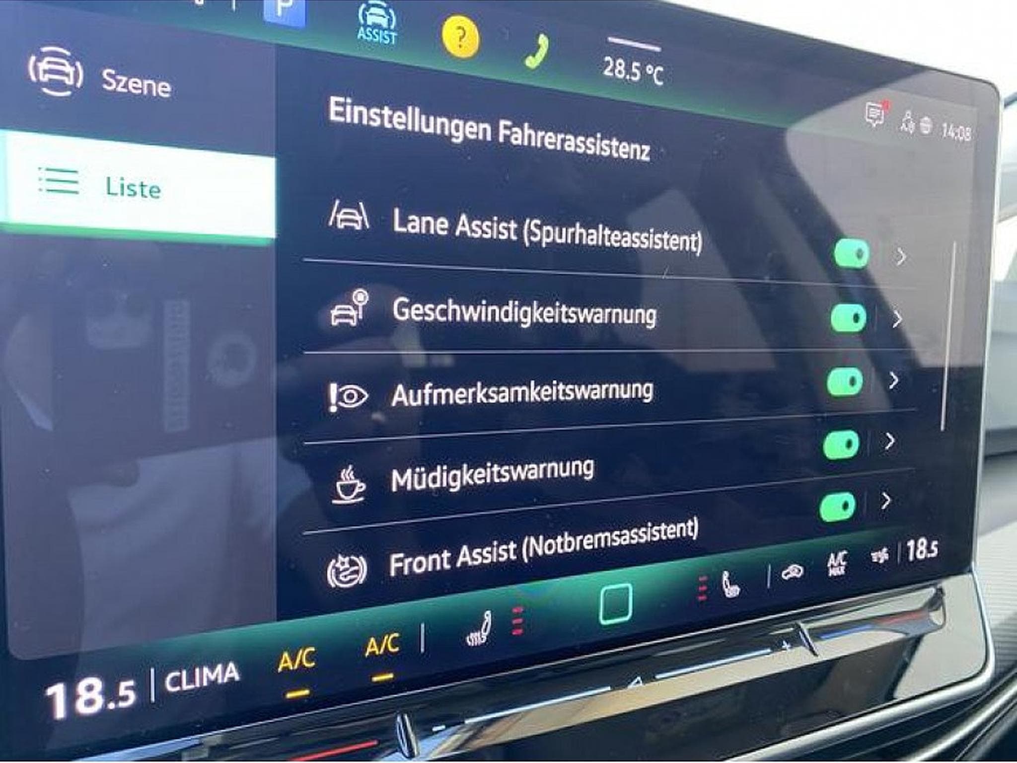 VW Golf (2025) - Foto 17