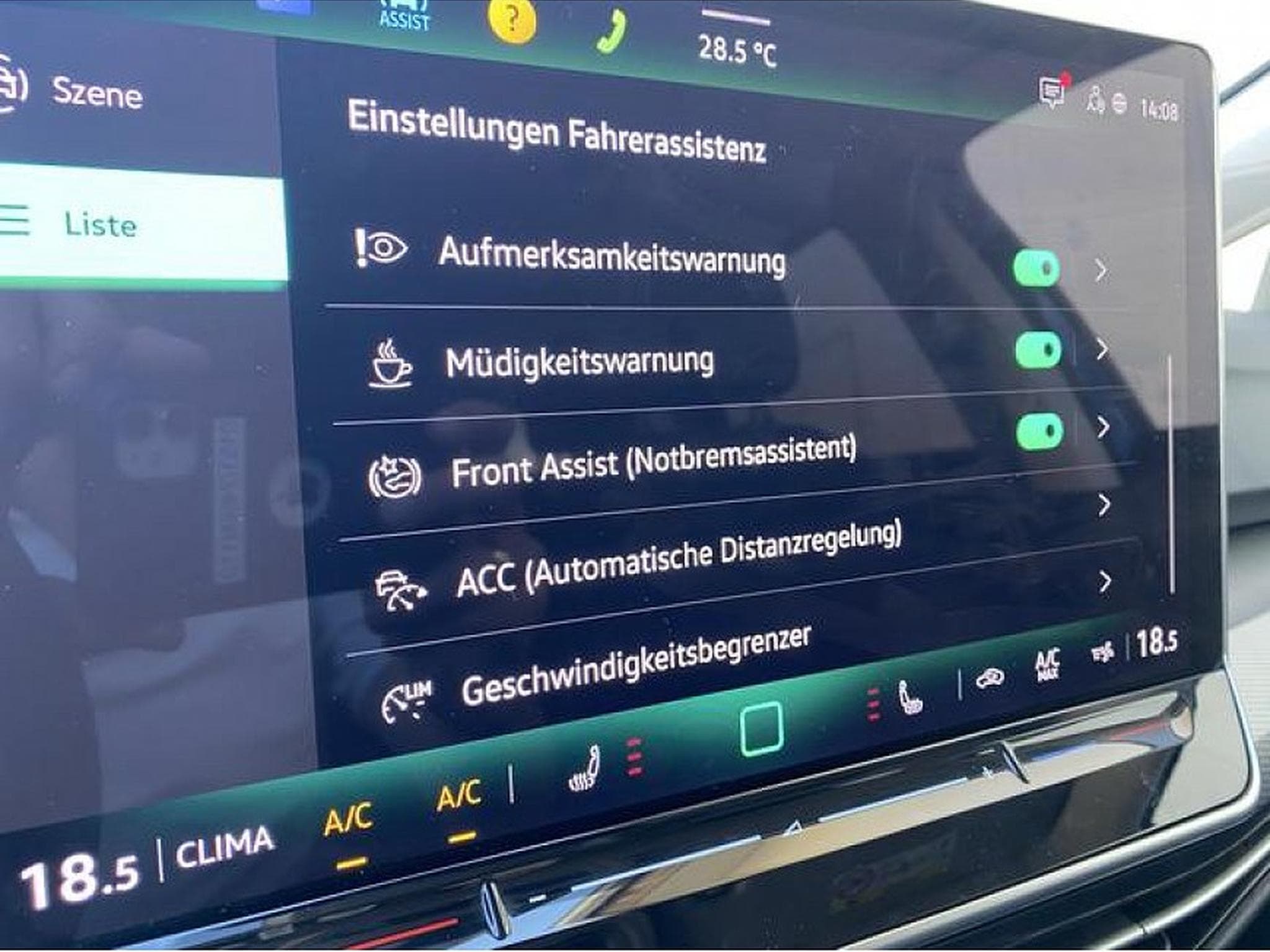 VW Golf (2025) - Foto 18