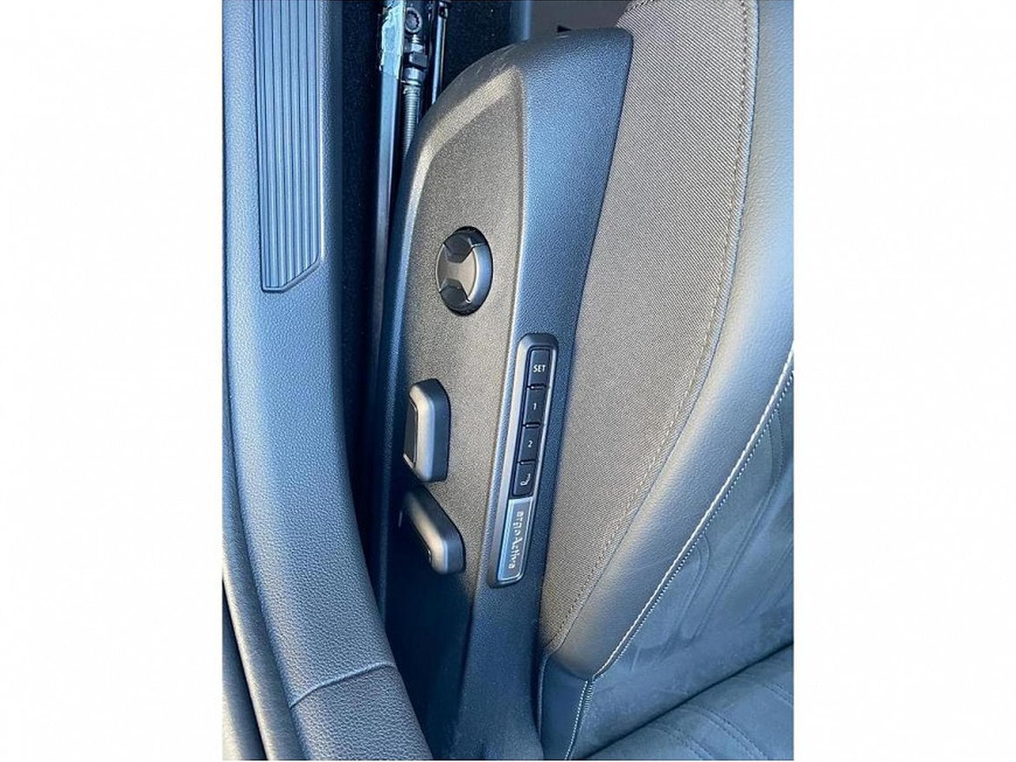 VW Golf (2025) - Foto 23