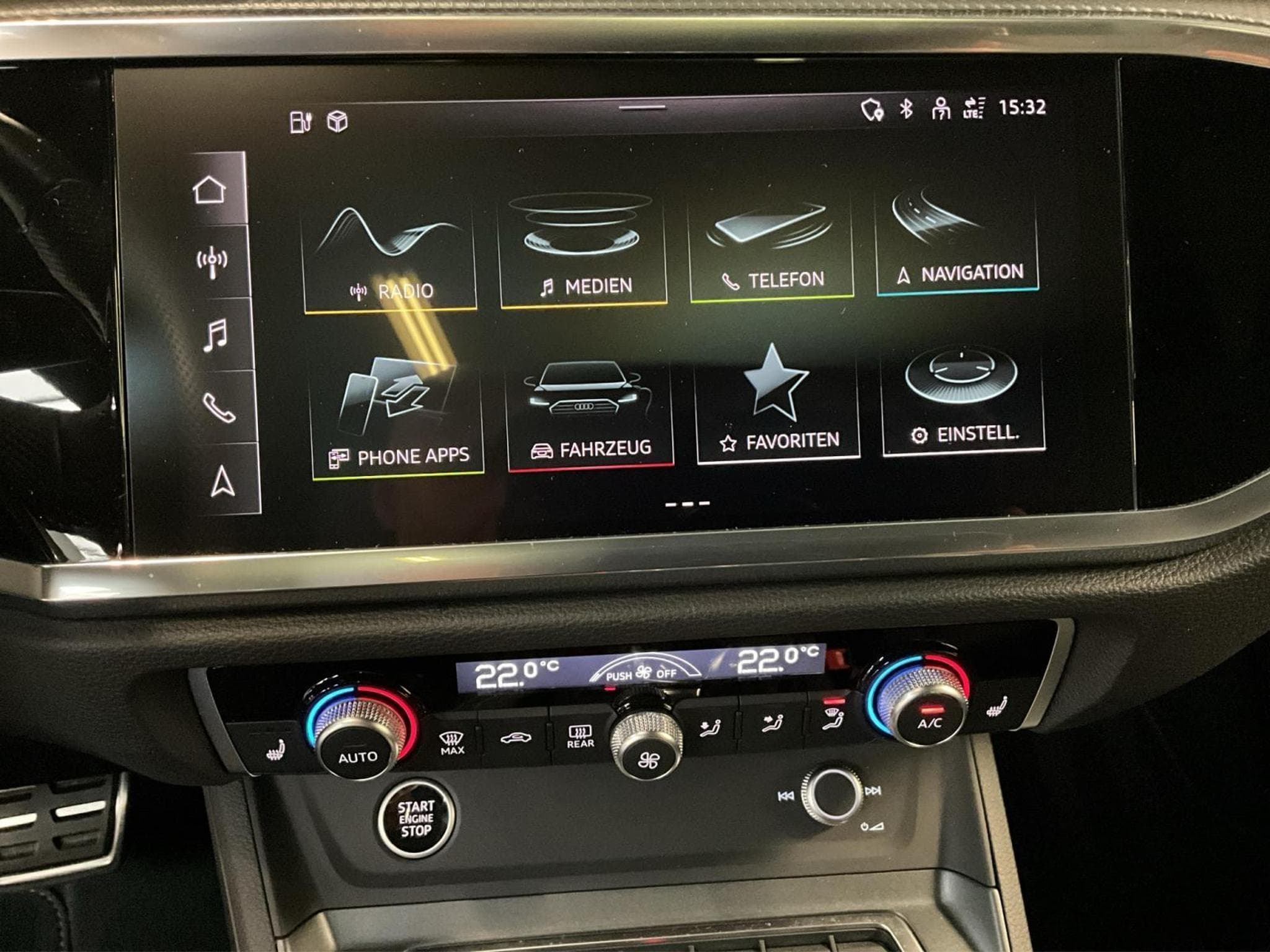 Audi Q3 SB+S-Line+45TFSI+PHEV+S-Tronic (2024) - Photo 13