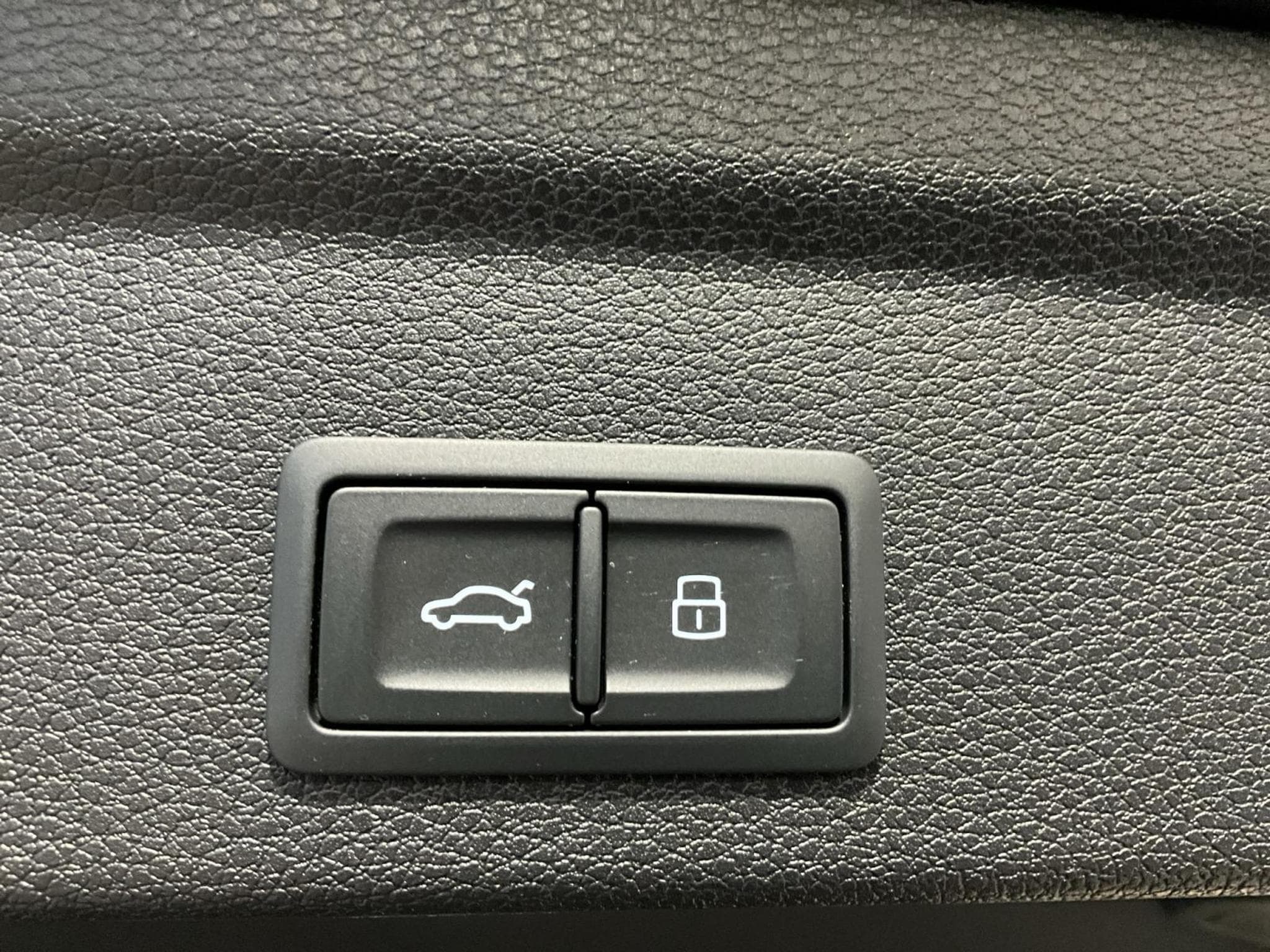 Audi Q3 SB+S-Line+45TFSI+PHEV+S-Tronic (2024) - Photo 17