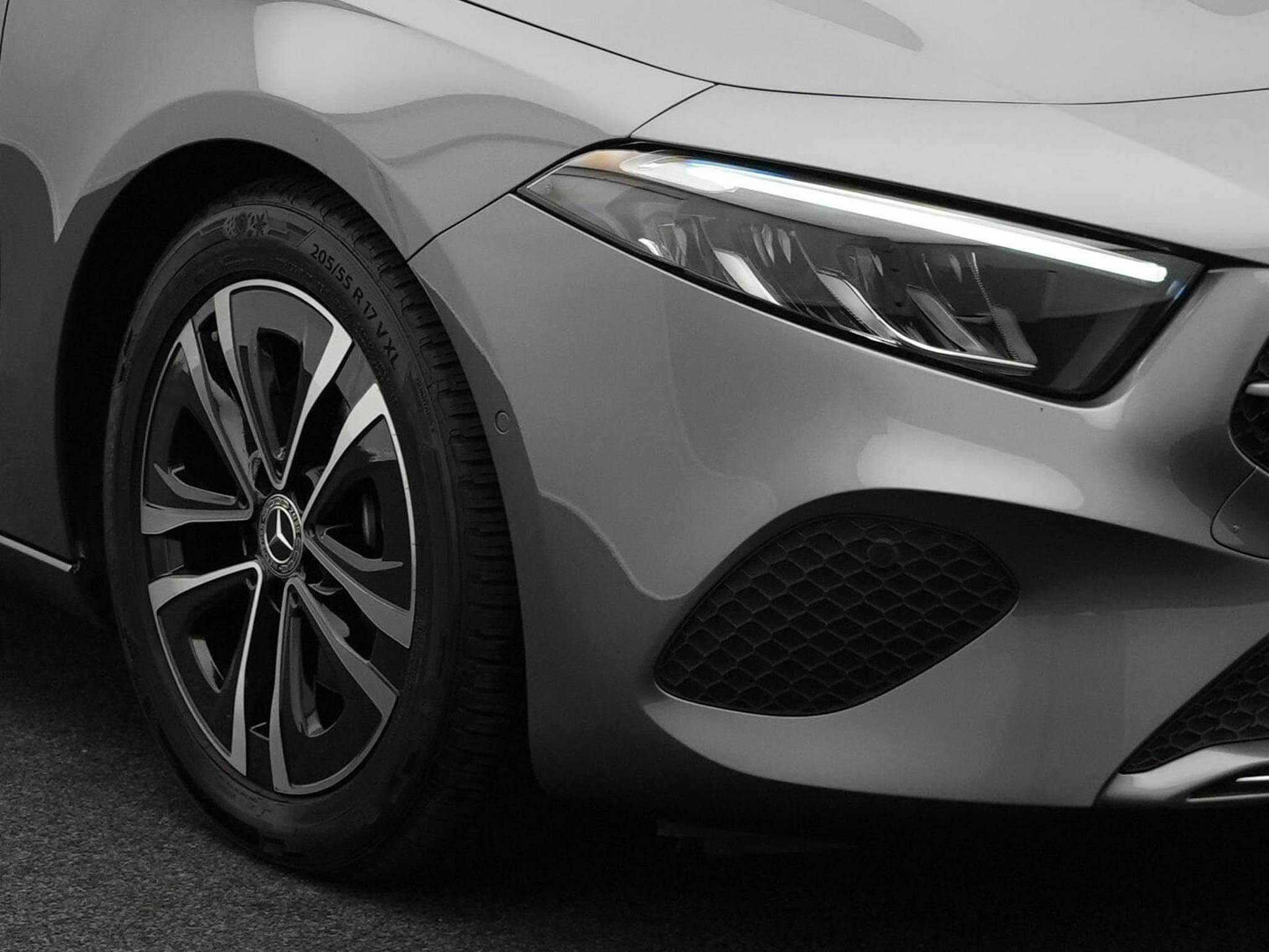 Mercedes A 180 d Progressive Kamera+SHZ+LED+Apple+MBUX (2024) - Photo 9