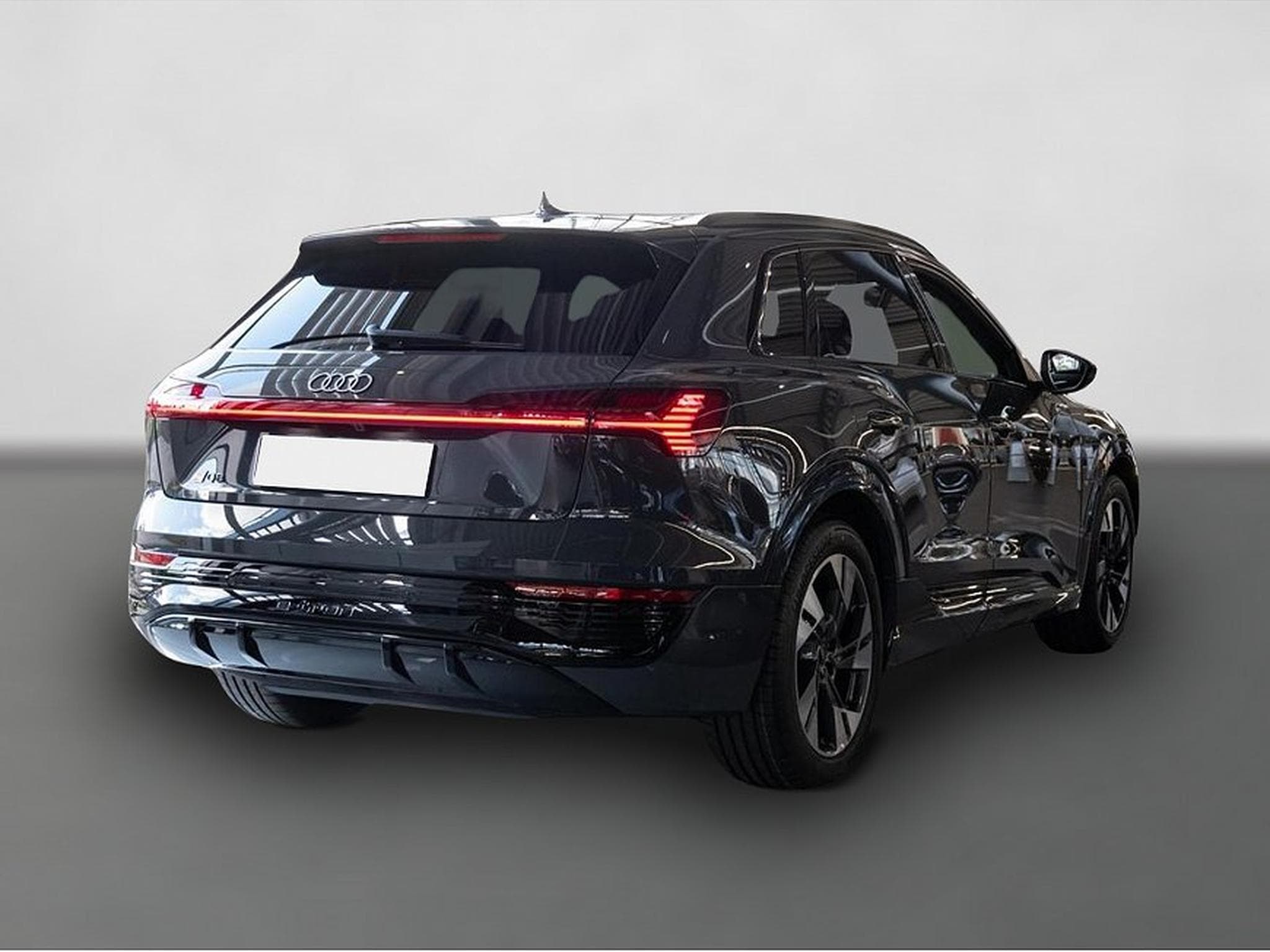 Audi Q8 (2024) - Photo 3
