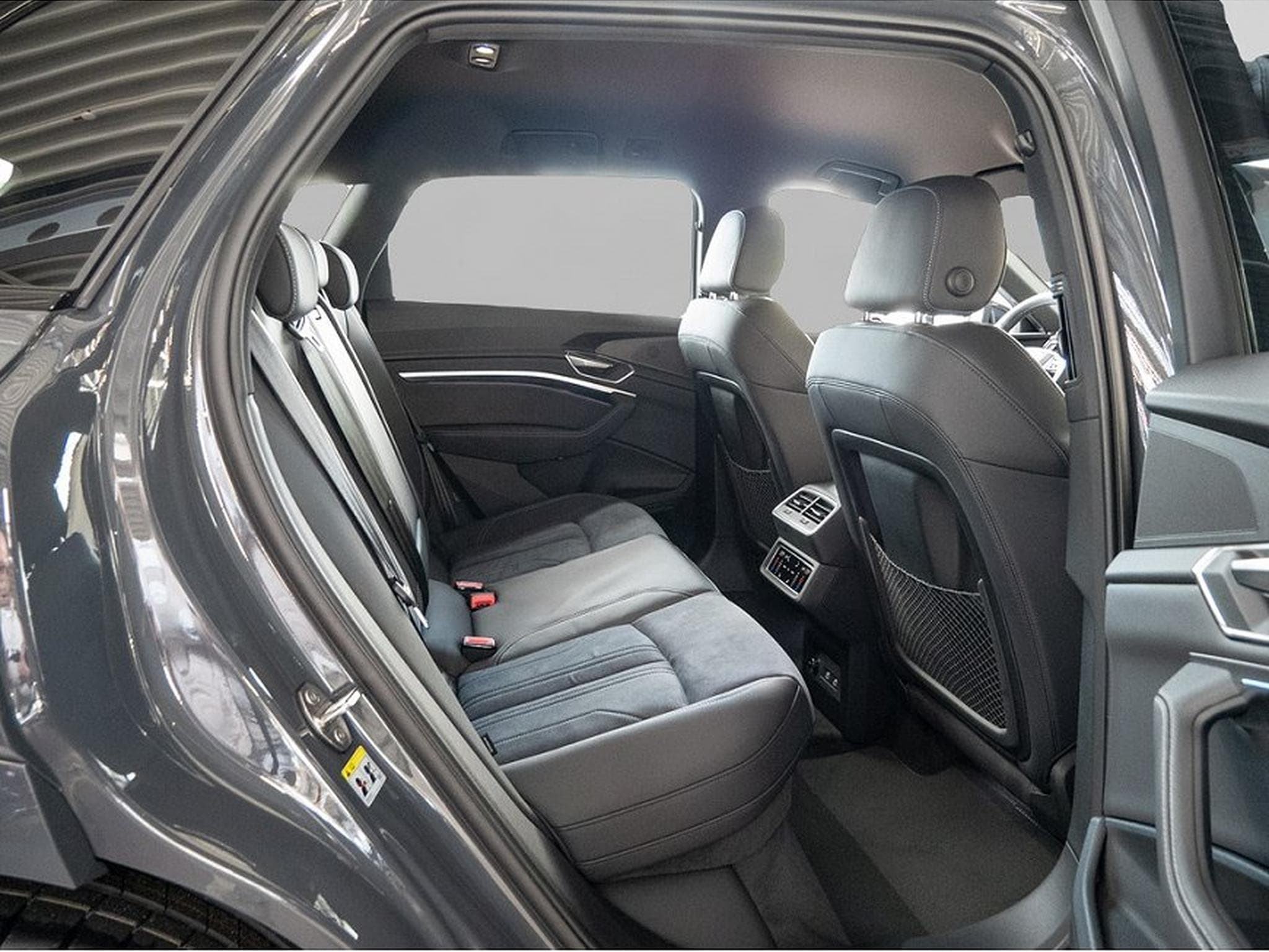Audi Q8 (2024) - Photo 4