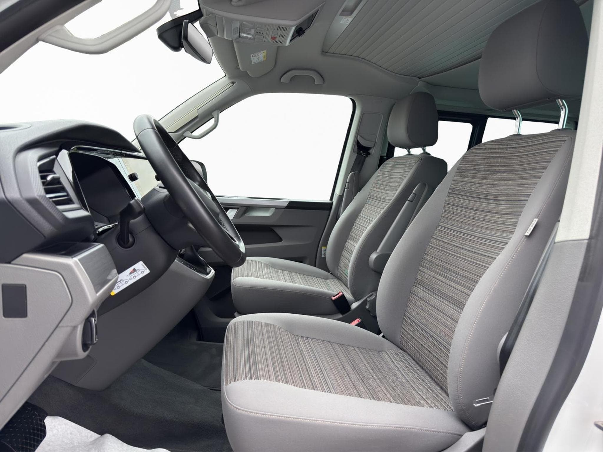 VW T6.1 Coast Edition (2022) - Photo 8