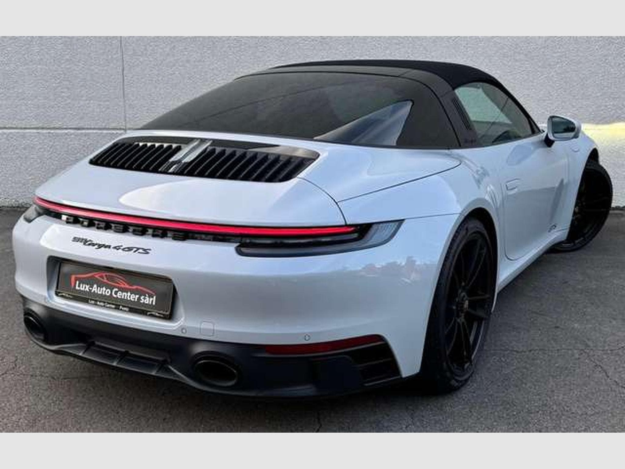 Porsche 911 992.1 Targa 4 GTS 3.0 Bi-Turbo PDK (2024) - Photo 11