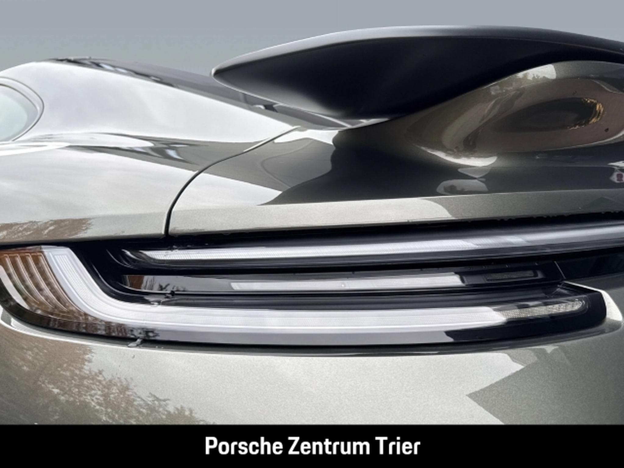 Porsche 911 Turbo 50 Jahre Burmester InnoDrive LED (2025) - Photo 12