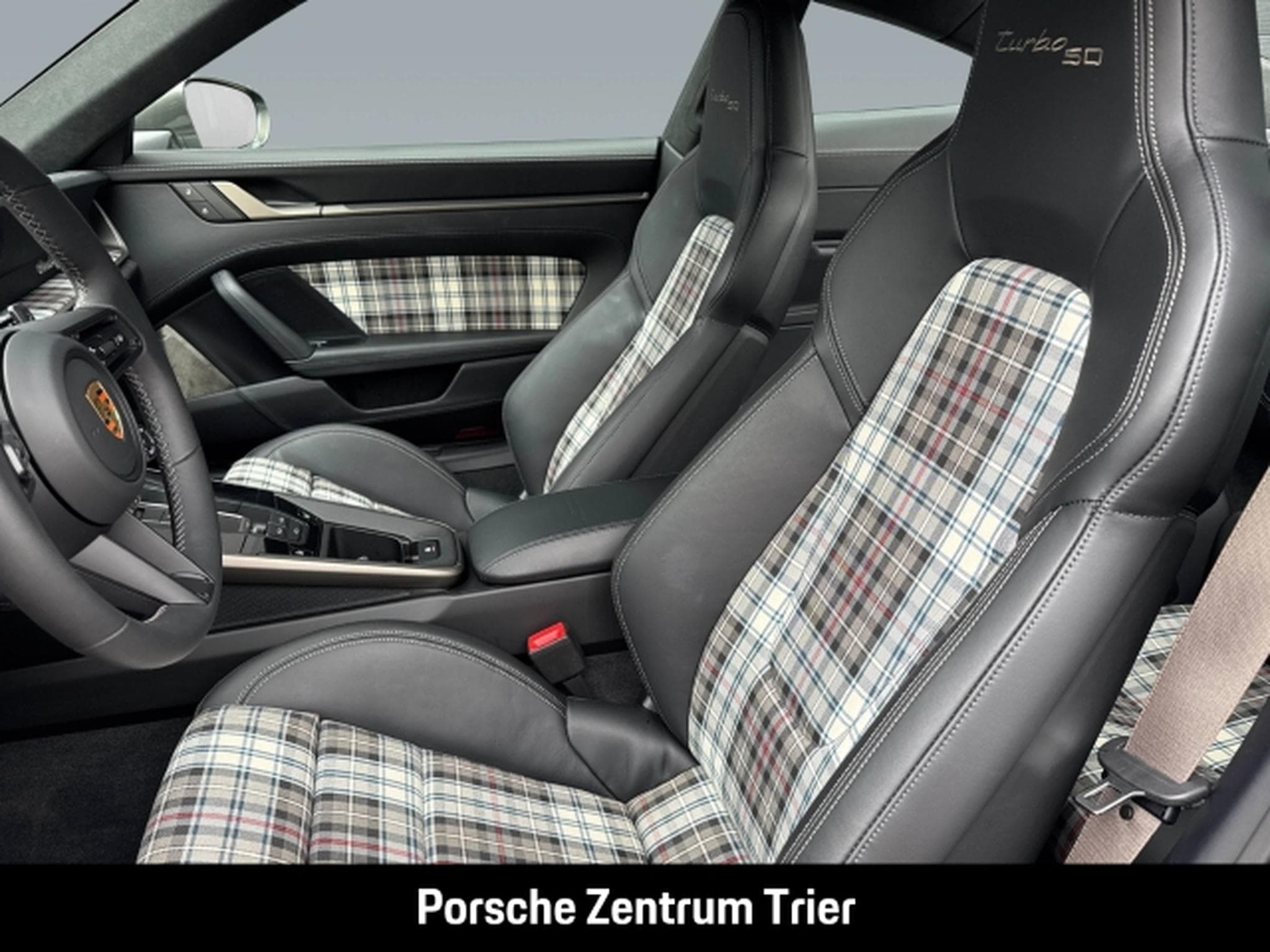 Porsche 911 Turbo 50 Jahre Burmester InnoDrive LED (2025) - Photo 5