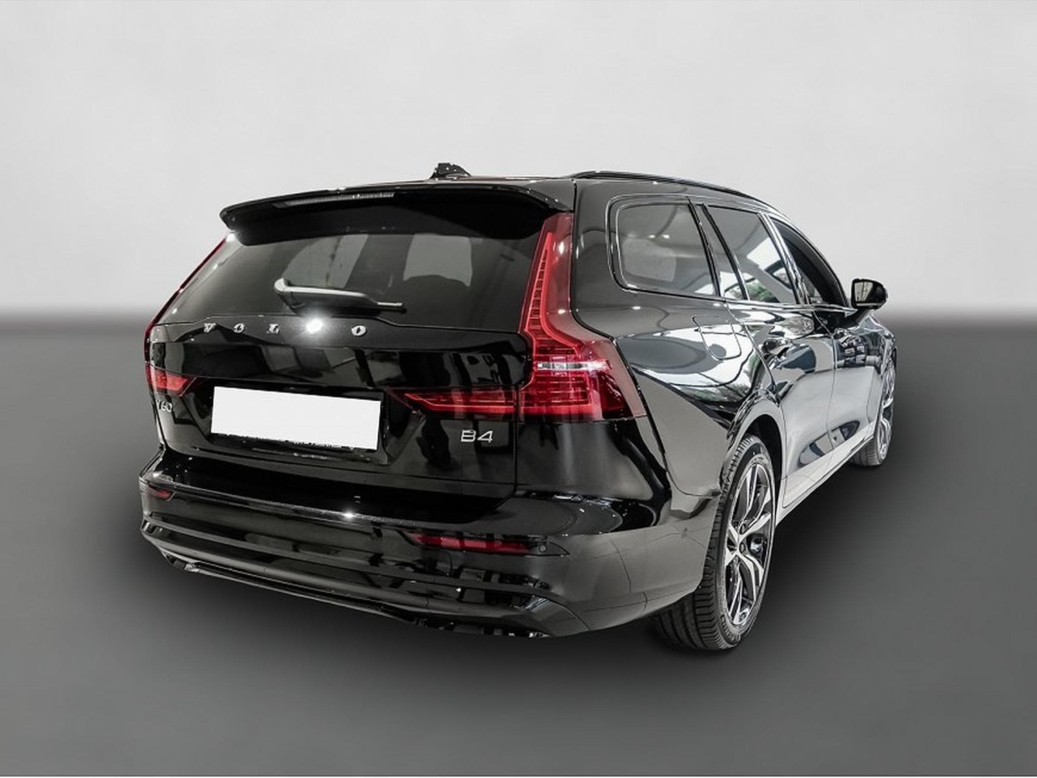 Volvo V60 (2024) - Photo 2