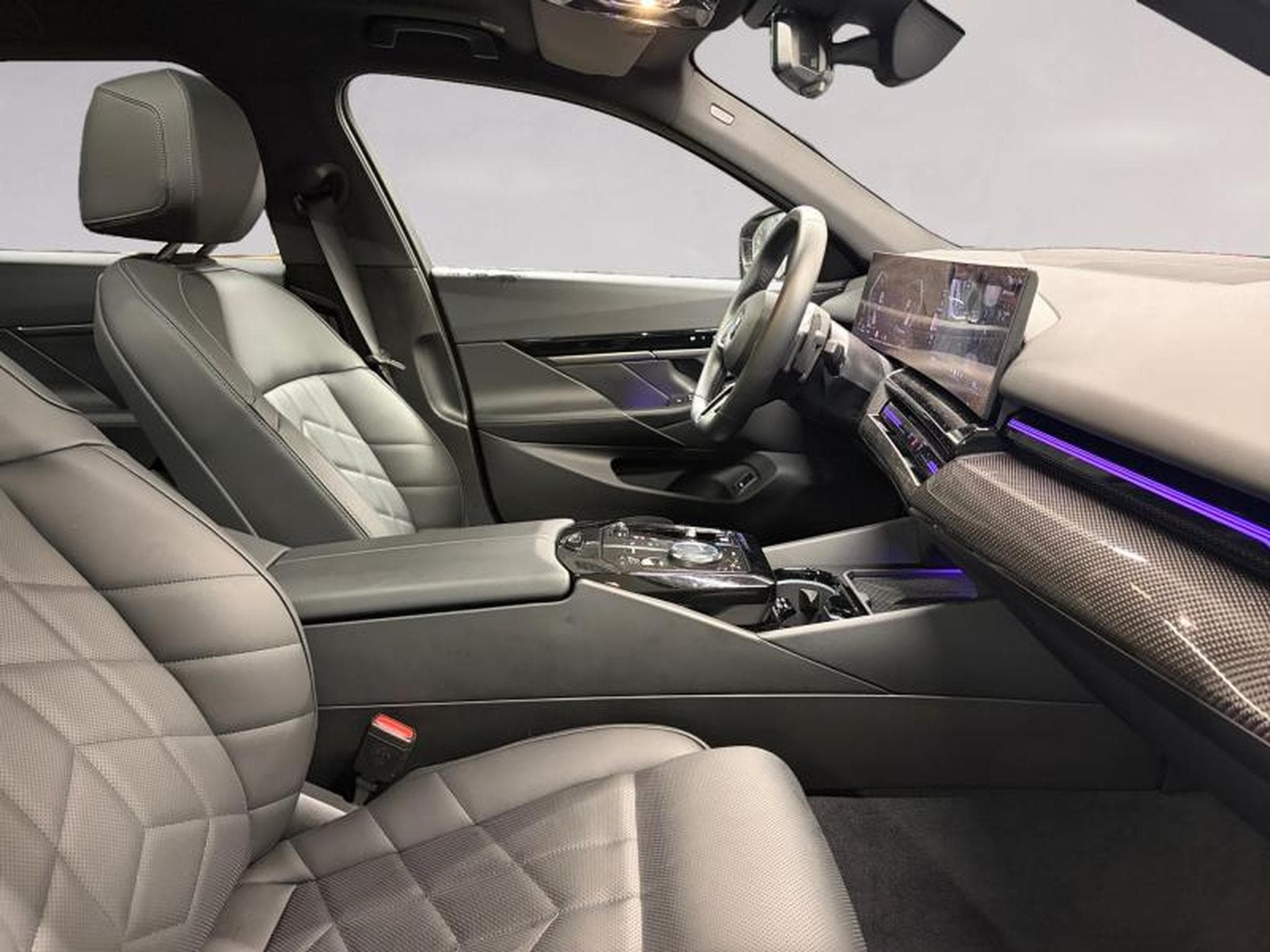 BMW 520 520i Touring Kit M Sport (2024) - Photo 11