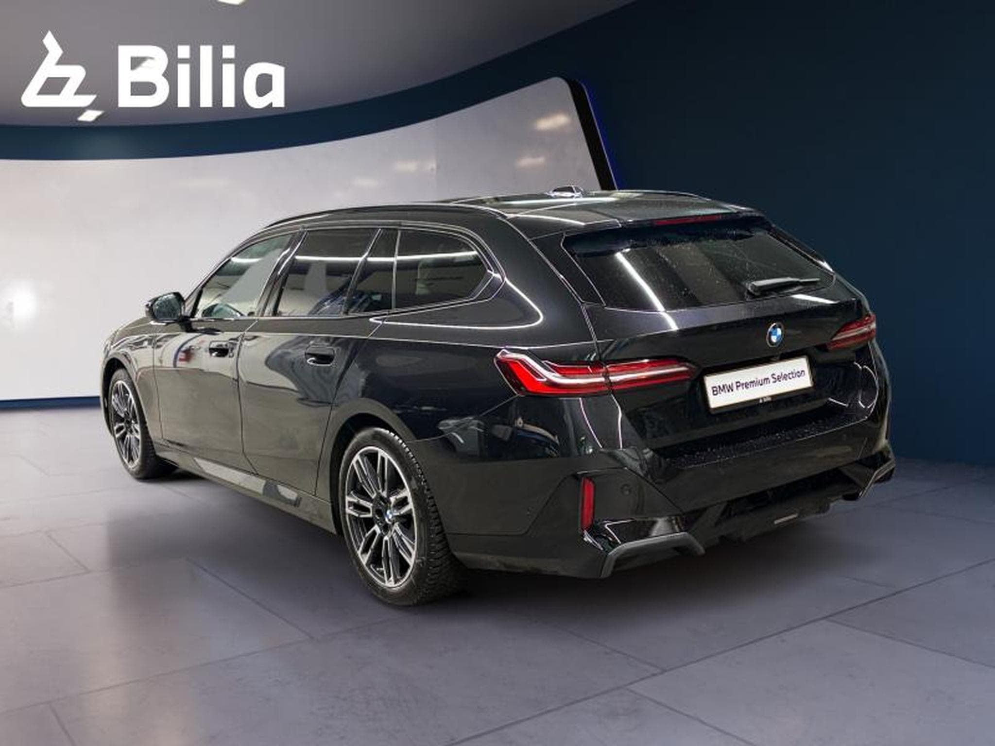 BMW 520 520i Touring Kit M Sport (2024) - Photo 5