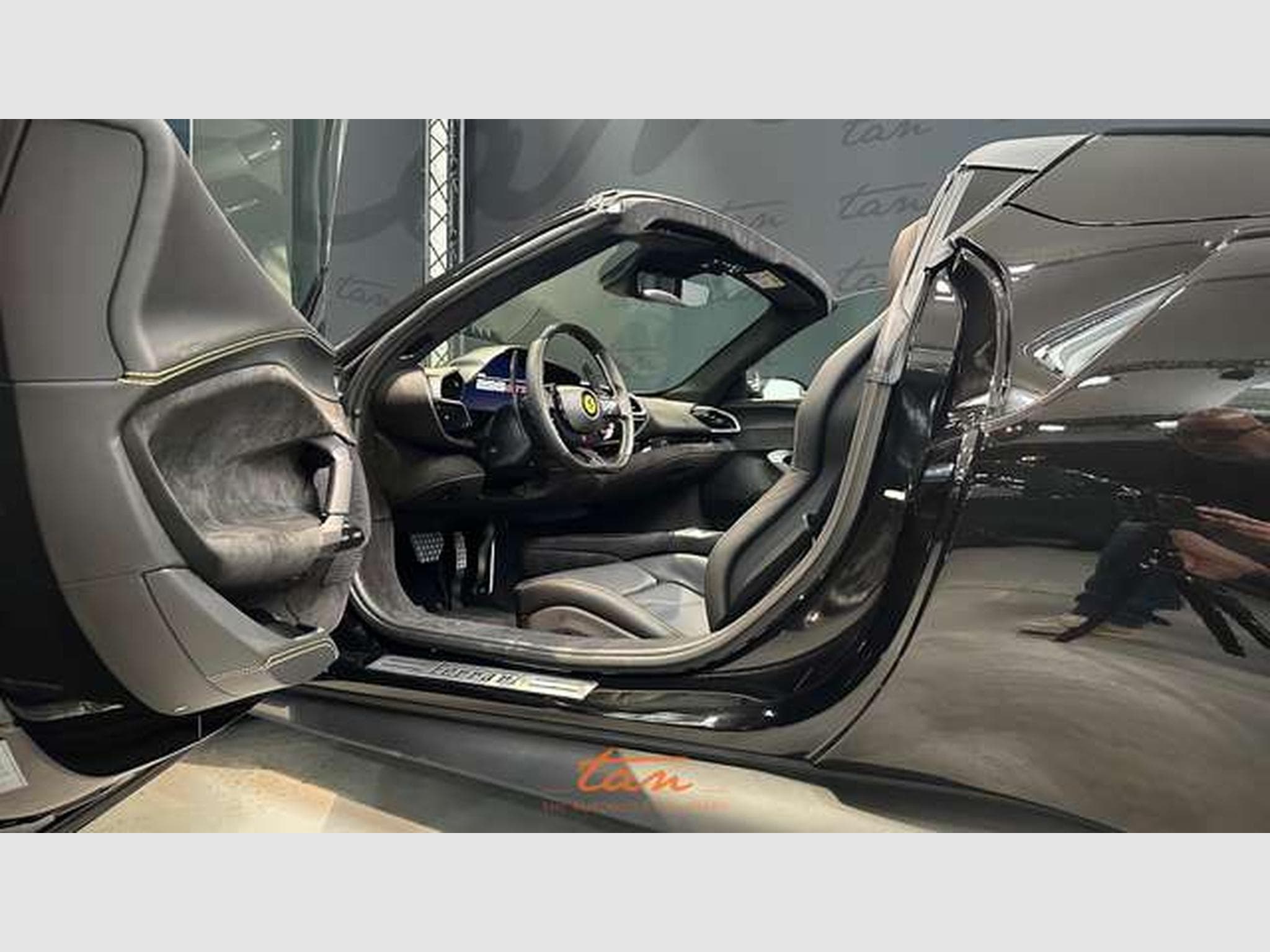 Ferrari 296 Spider PHEV 3.0 V6 DCT - New Car - Lift System (2024) - Photo 11