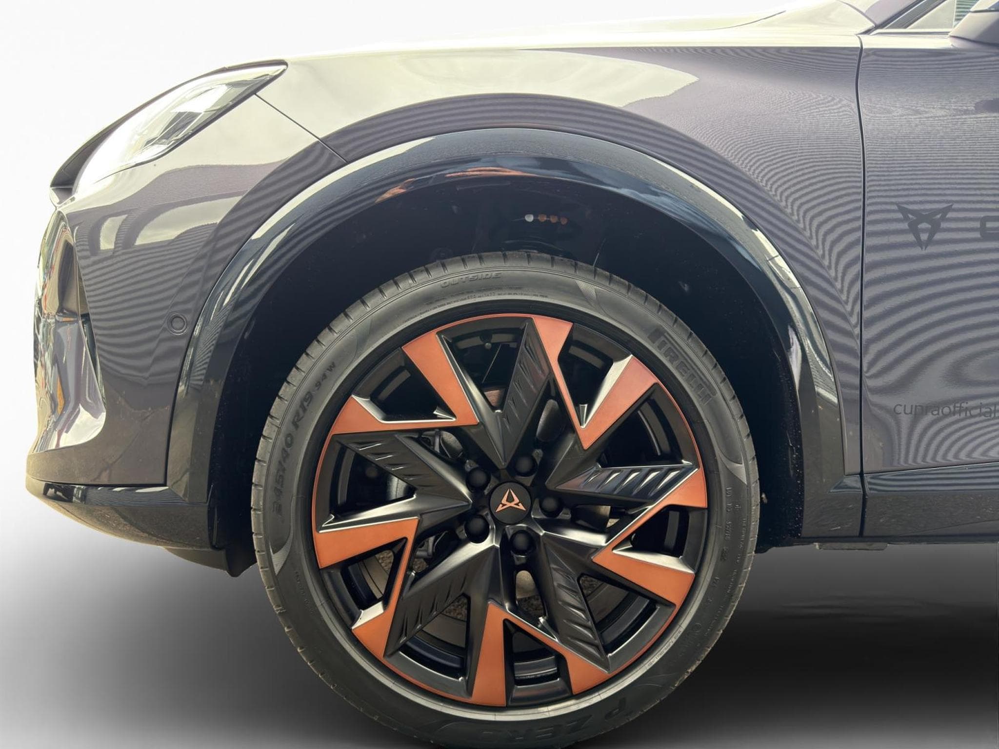 Cupra Formentor 1.5 eTSI DSG (2025) - Photo 8