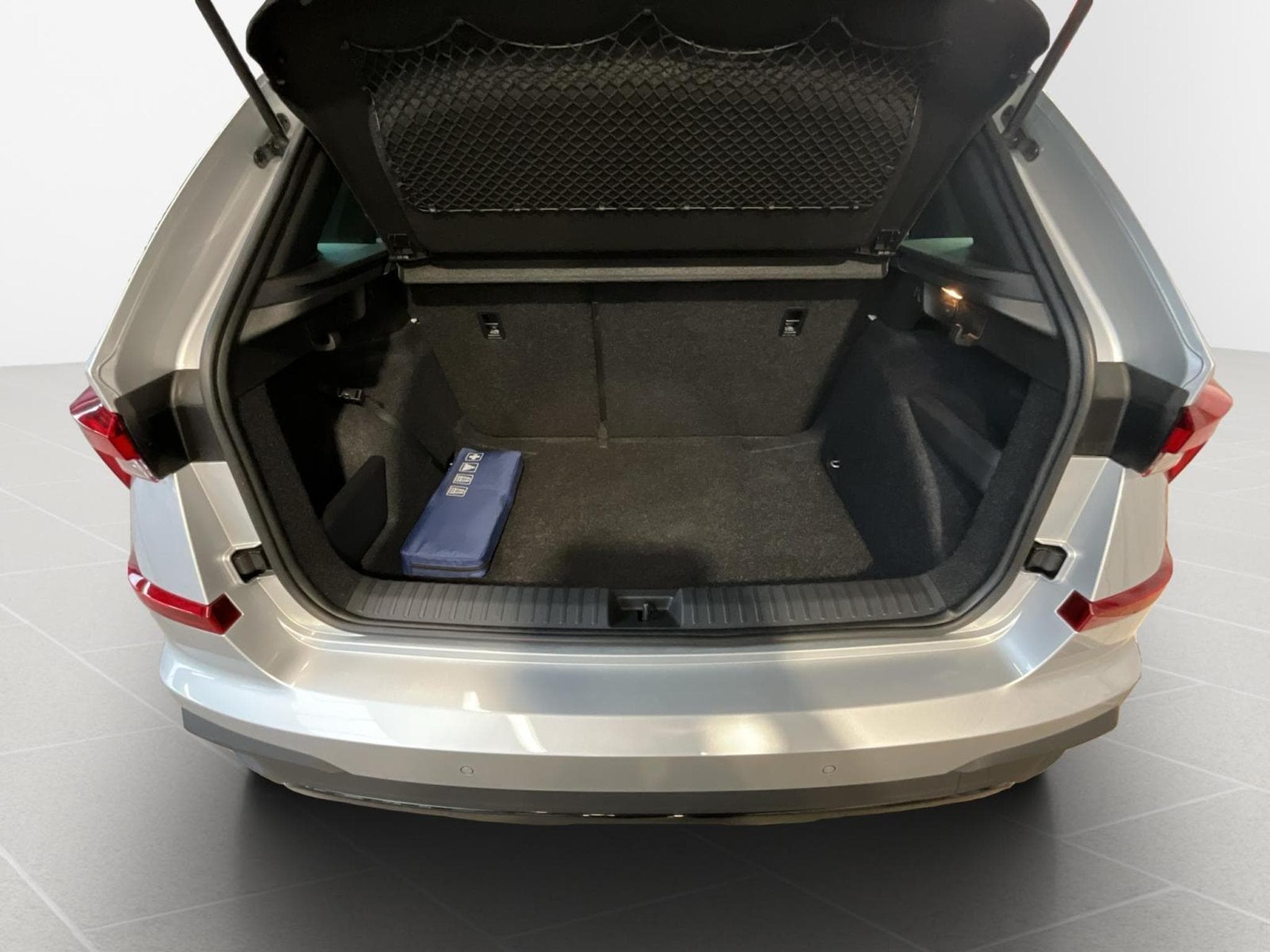 Skoda Kamiq Monte-Carlo+DSG+Navi+RearView (2024) - Photo 19