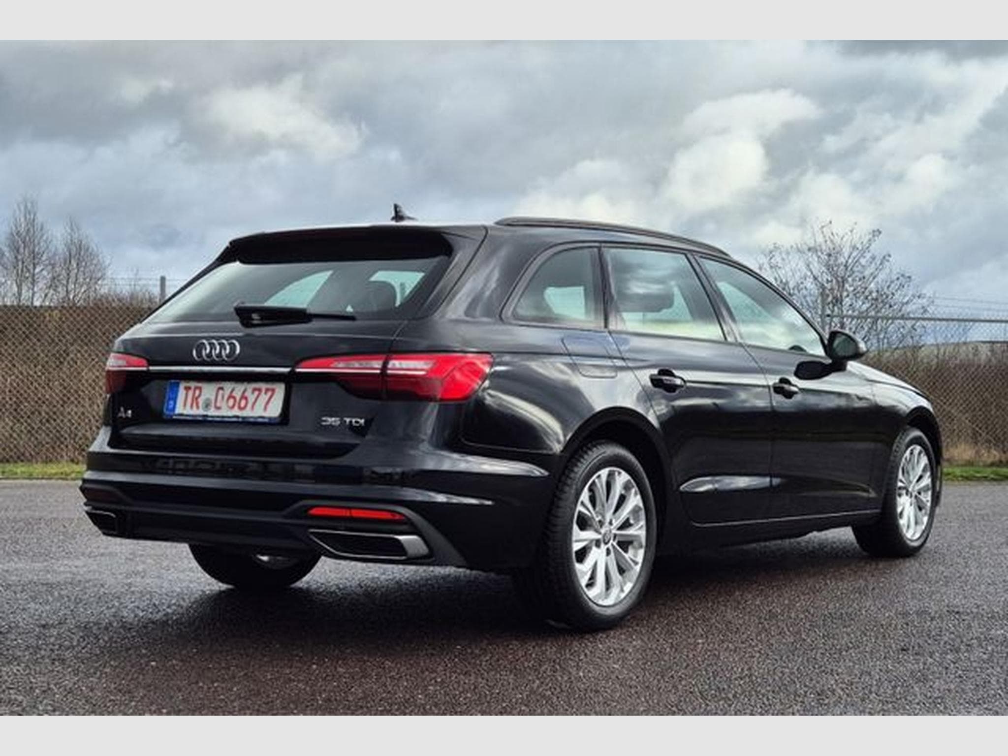 Audi A4 A4 Avant 35 TDI, LED, Navi, 1.Hand. (2022) - Photo 8