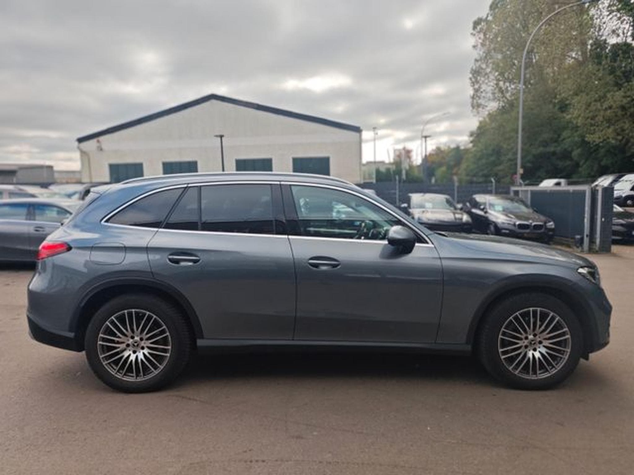 Mercedes GLC 200 GLC 200*NEUES MODEL*ADVANCED+*PANORAMA* (2022) - Foto 14