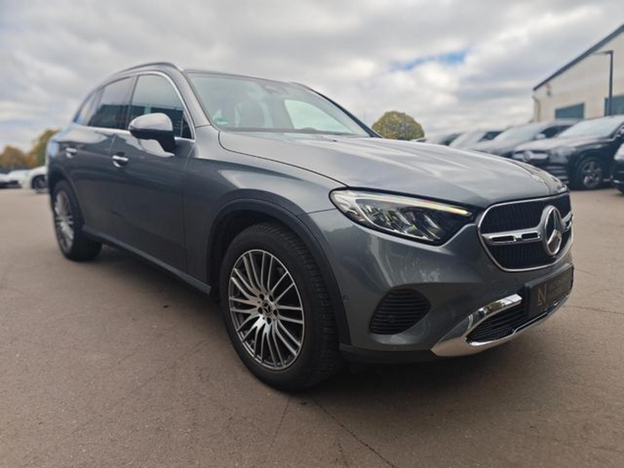 Mercedes GLC 200 GLC 200*NEUES MODEL*ADVANCED+*PANORAMA* (2022) - Foto 4