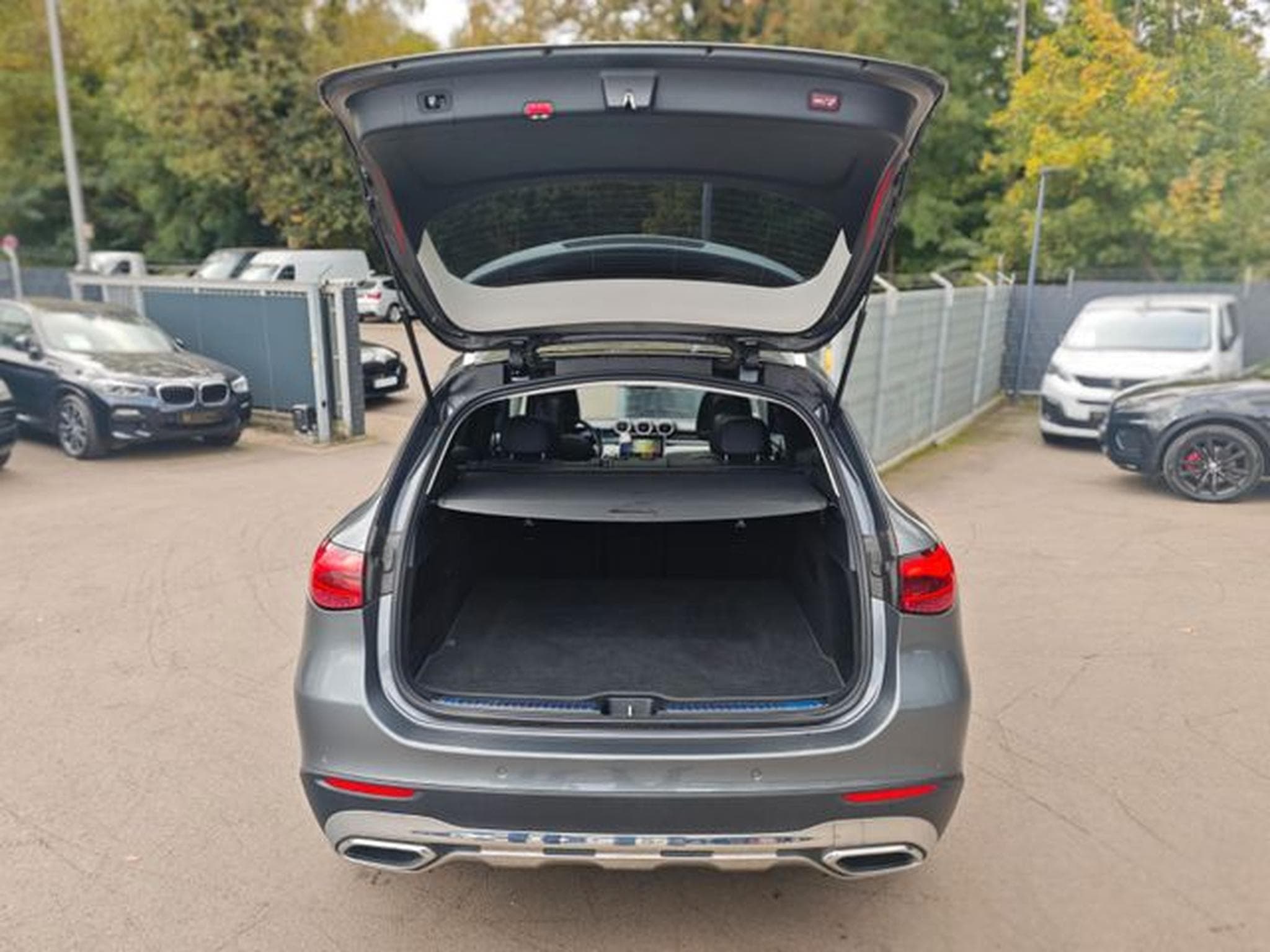 Mercedes GLC 200 GLC 200*NEUES MODEL*ADVANCED+*PANORAMA* (2022) - Foto 9