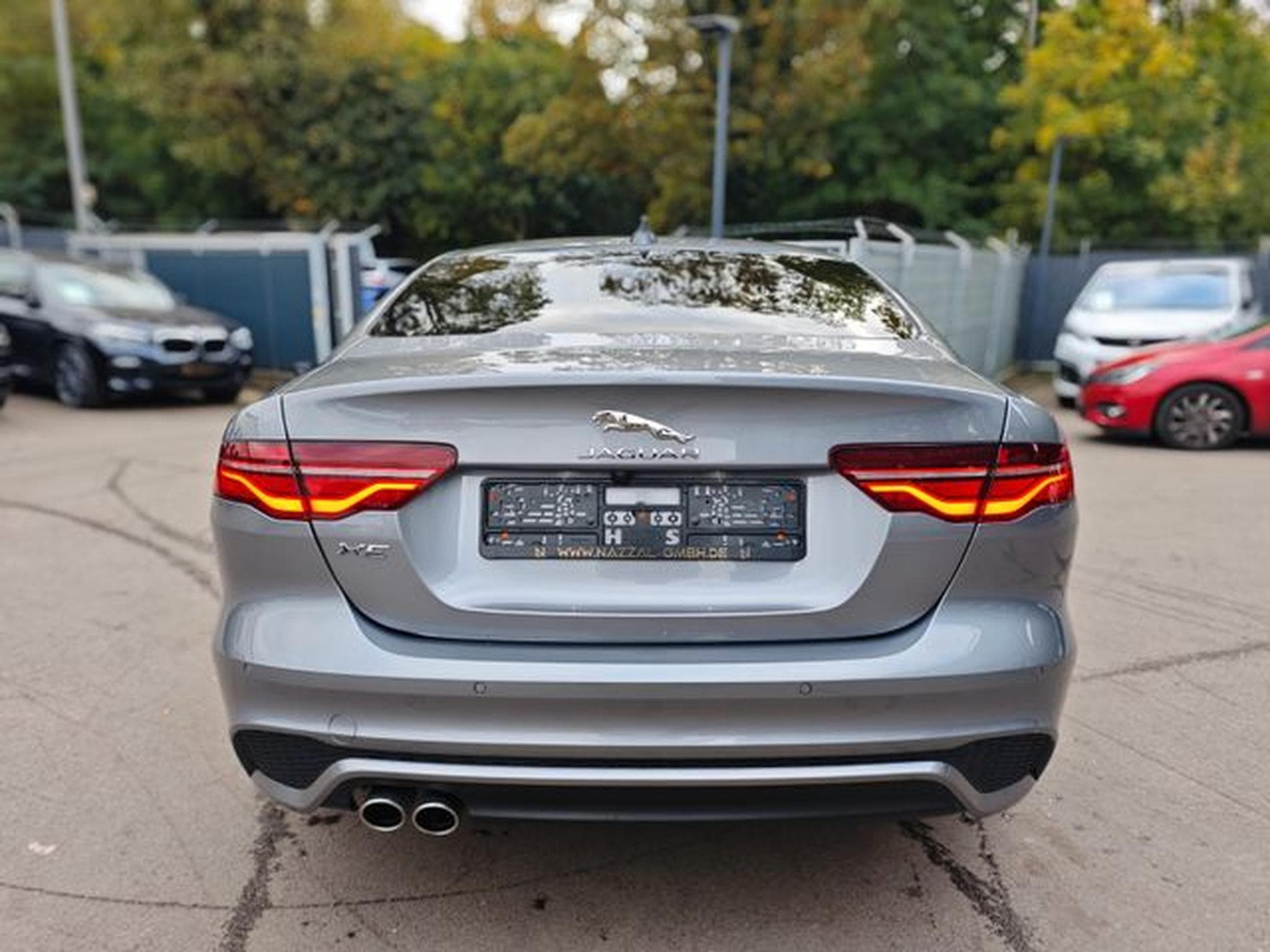 Jaguar XE XE 2.0d R-DYNAMIC S*CARPLAY*NAVI*SHZ*VOLL-LED* (2021) - Photo 7