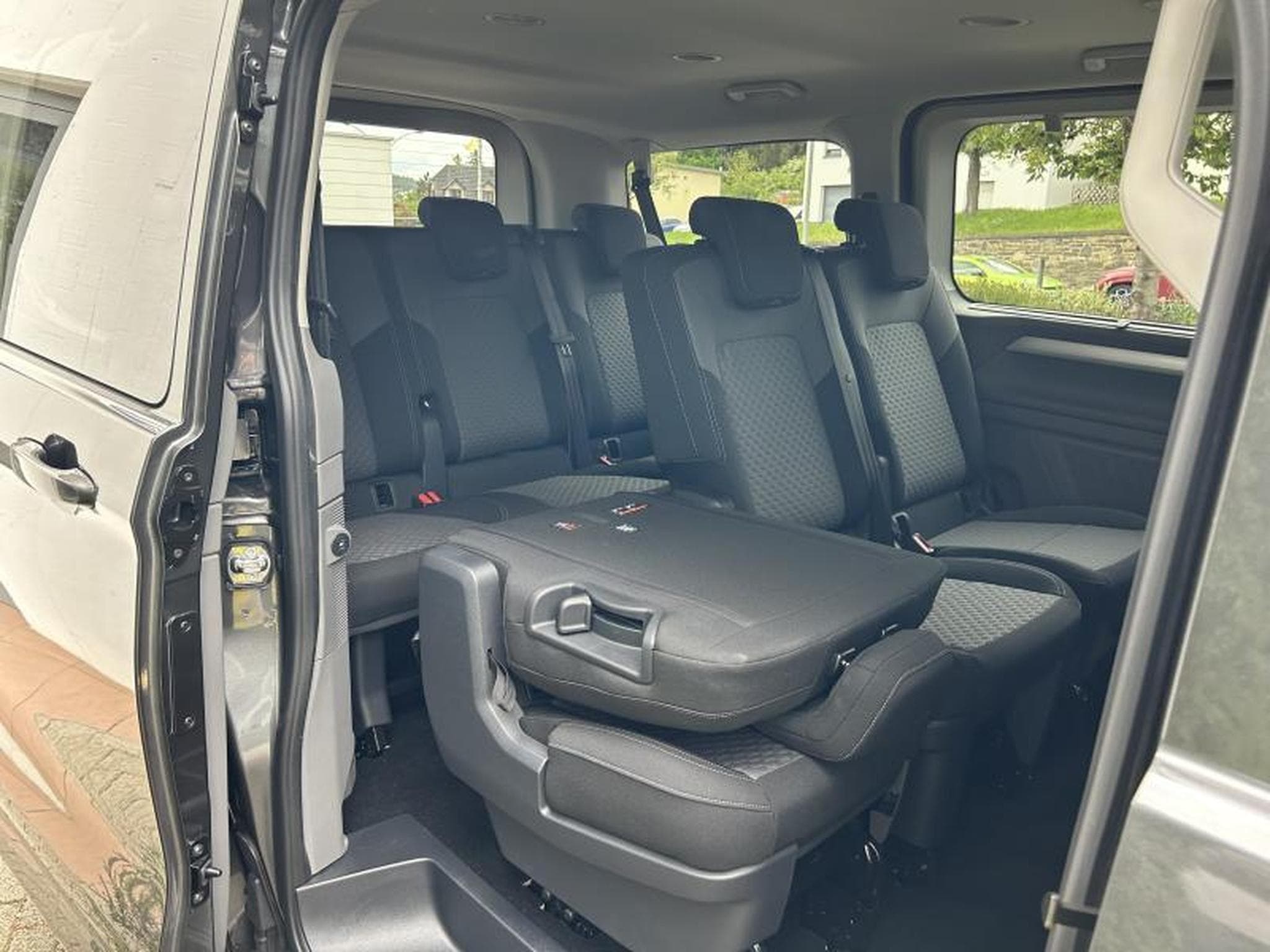 VW Caravelle Life (2025) - Photo 13