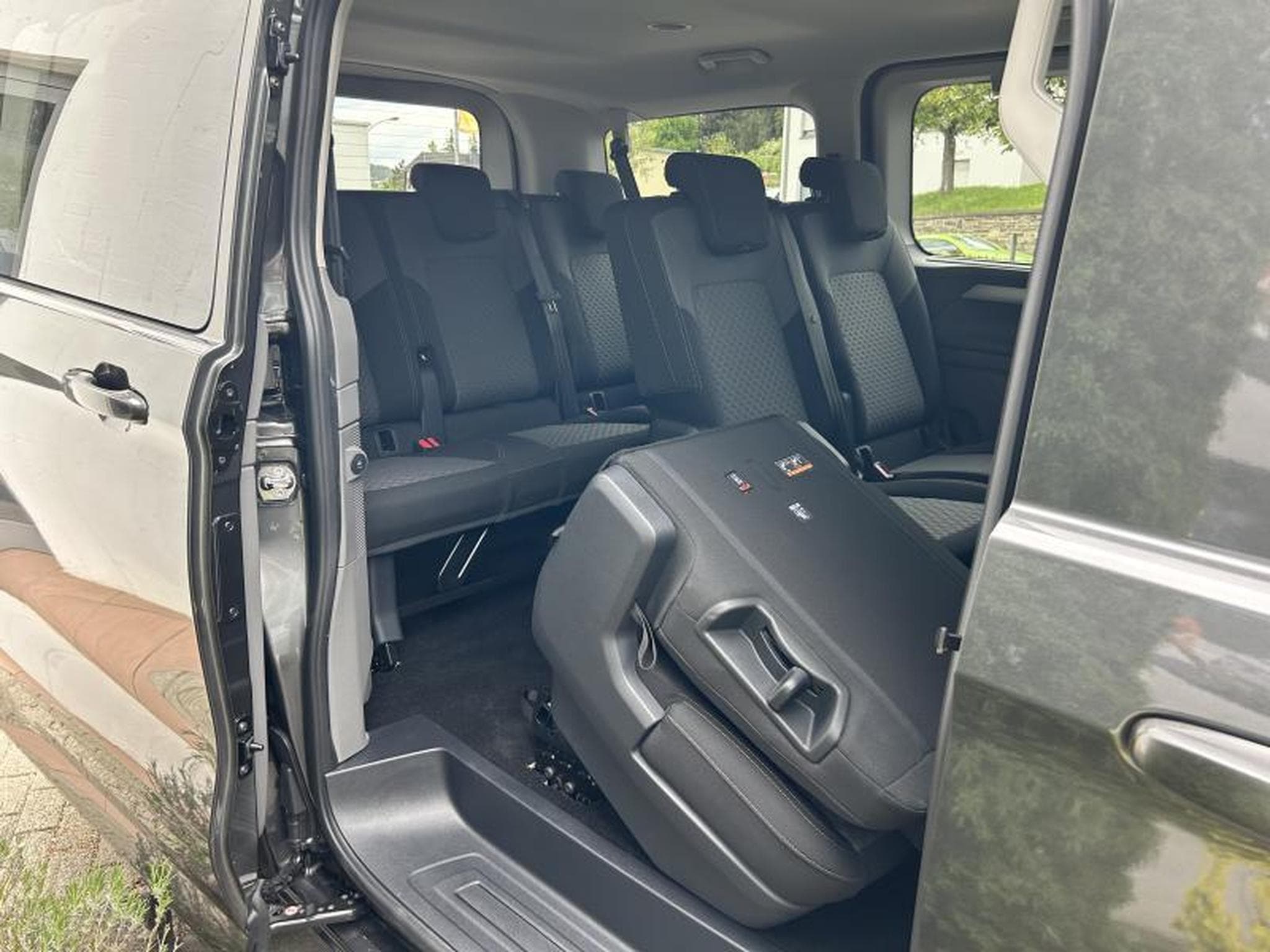 VW Caravelle Life (2025) - Photo 14