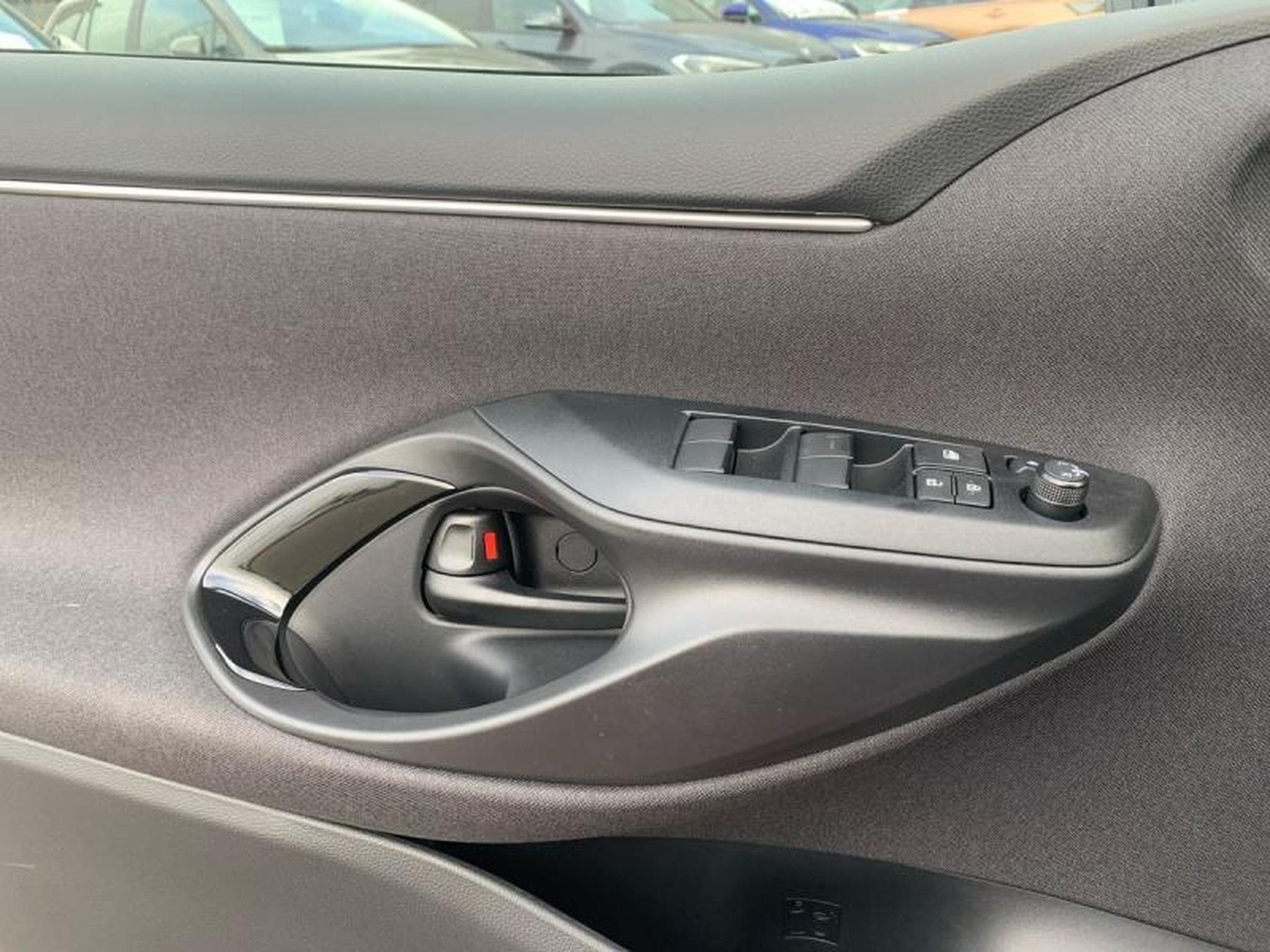 Toyota Yaris STYLE (1970) - Photo 19