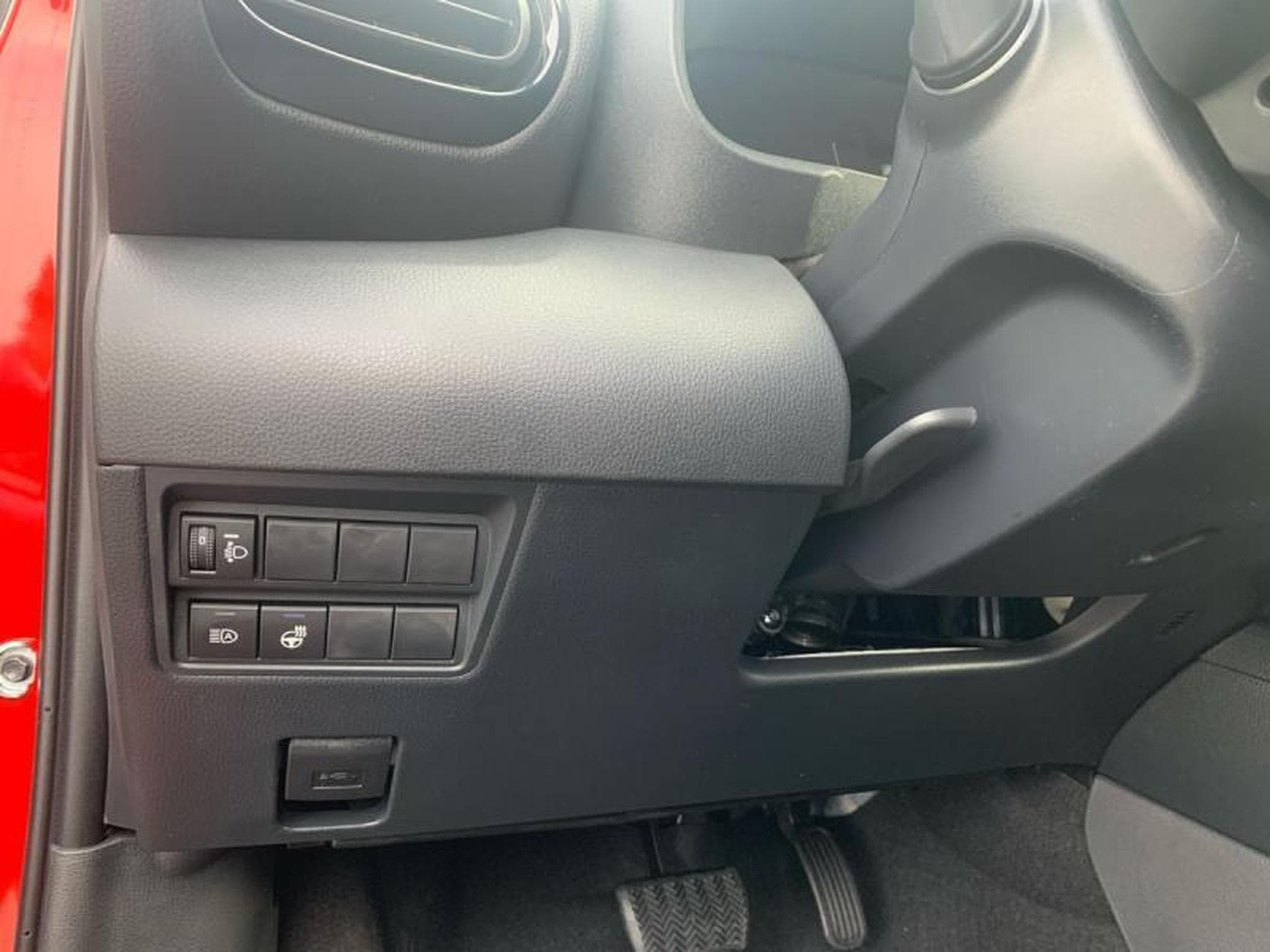 Toyota Yaris STYLE (1970) - Photo 20