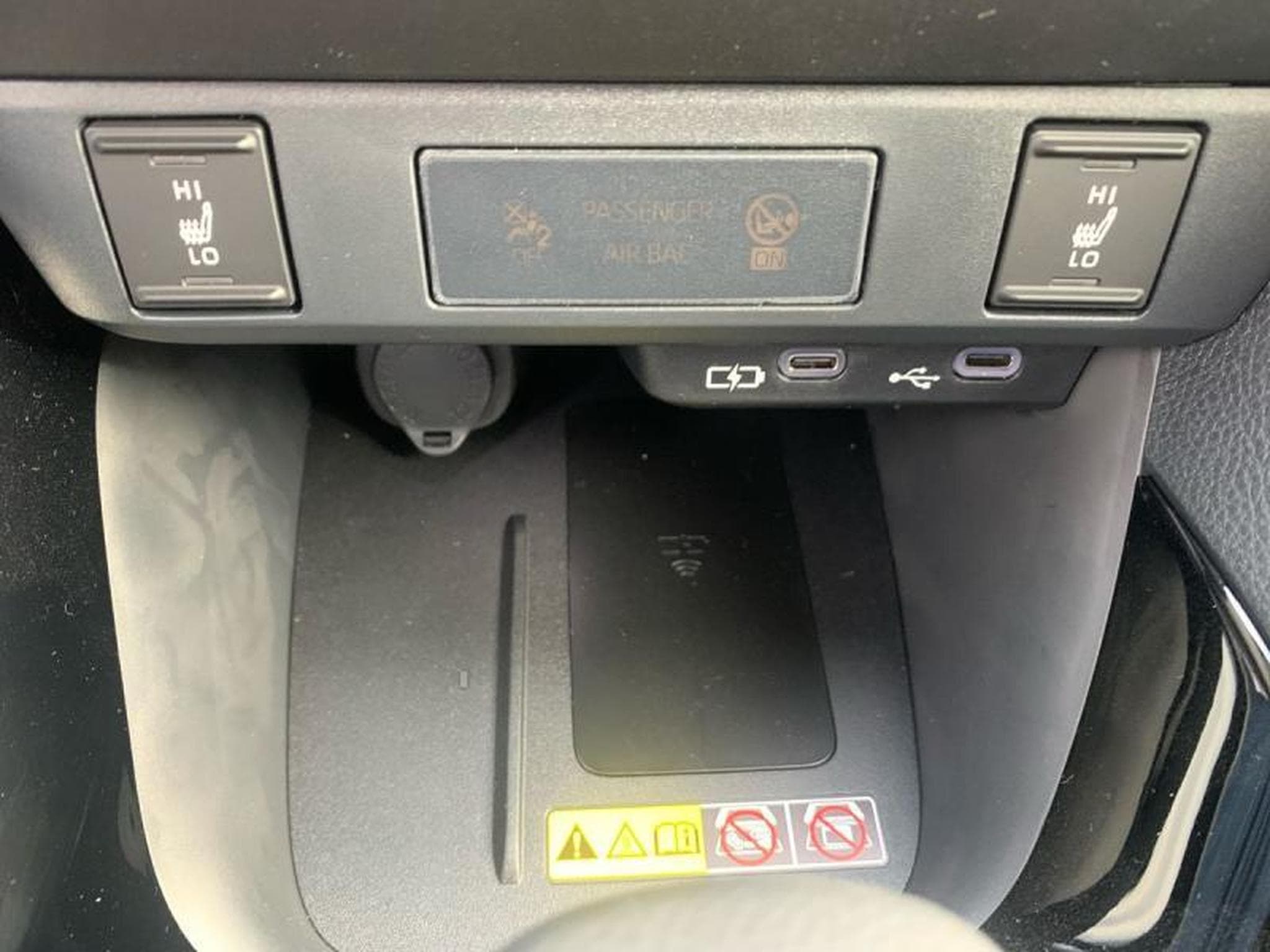 Toyota Yaris STYLE (1970) - Photo 24